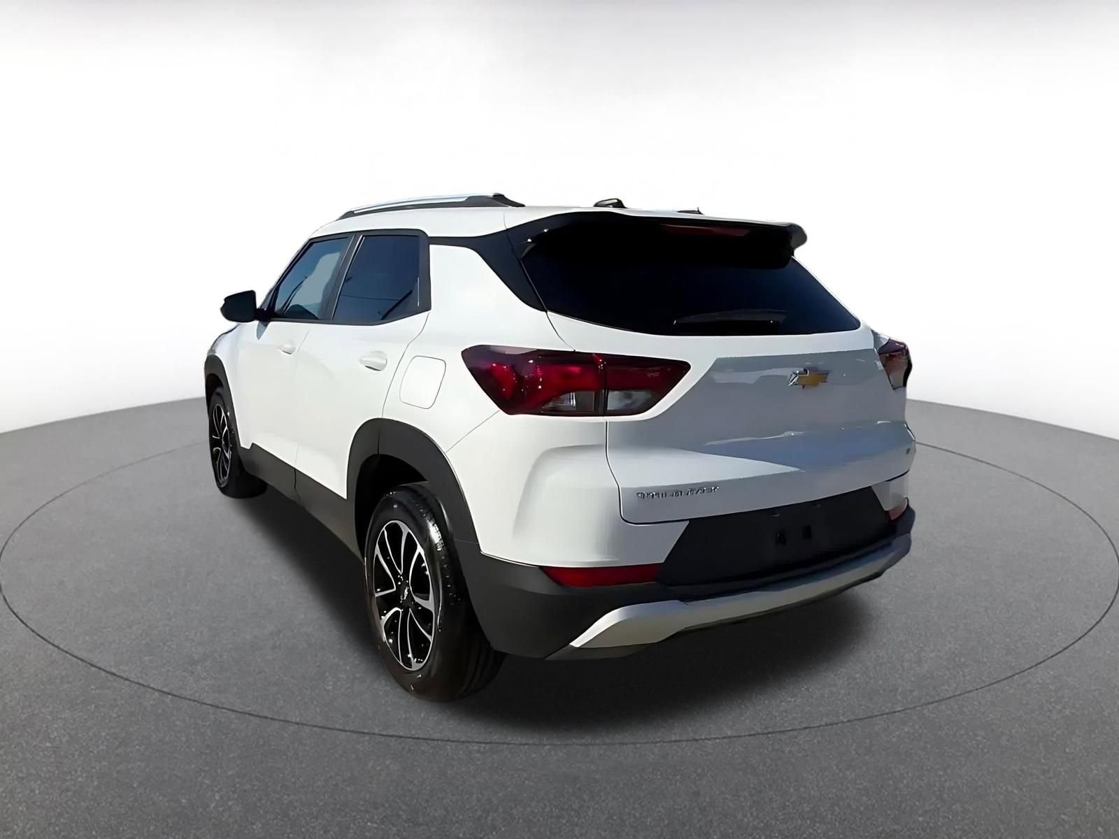 Thumbnail: 2025 Chevrolet TrailBlazer - 11