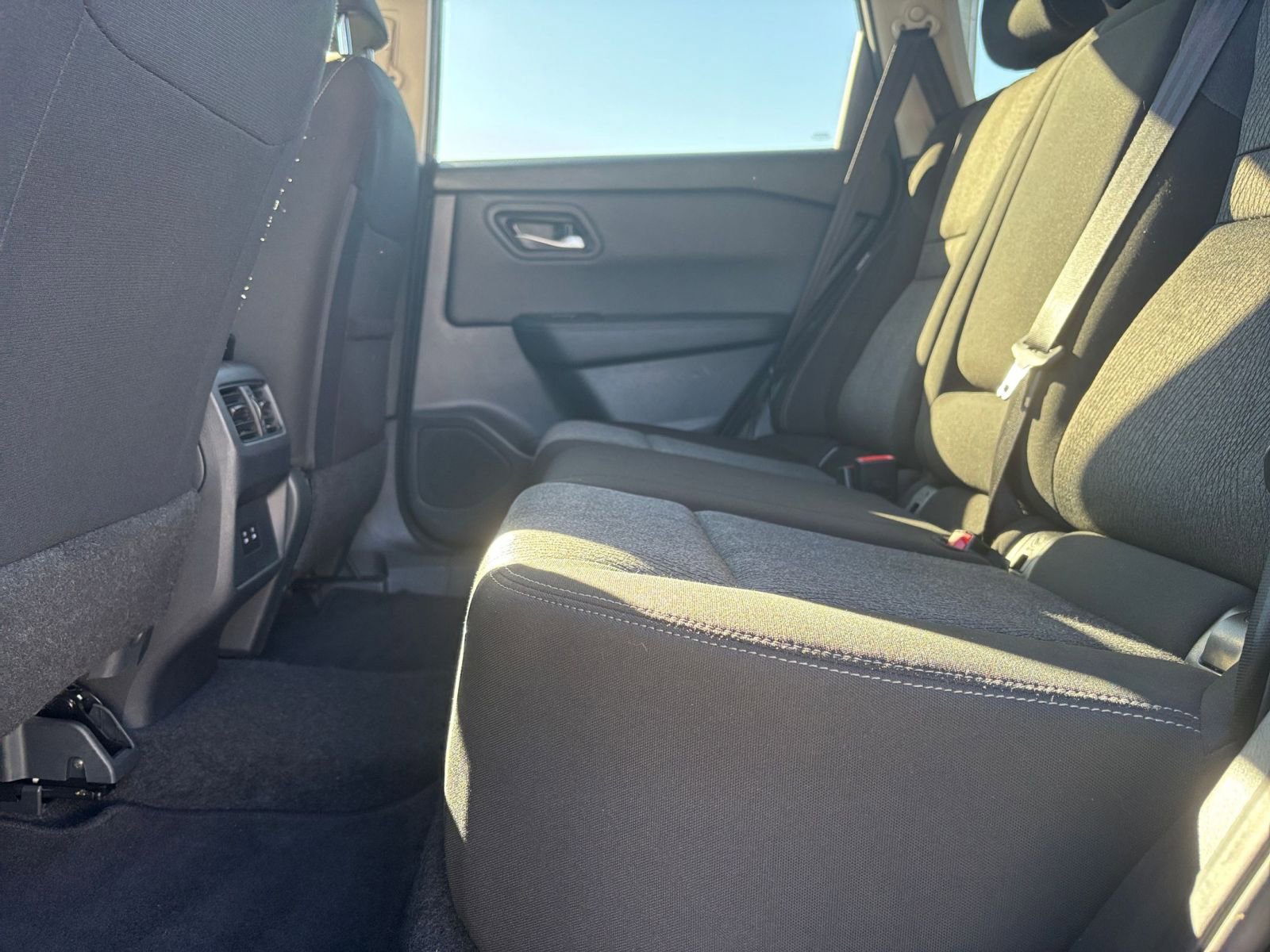 Thumbnail: 2025 Nissan Rogue - 28