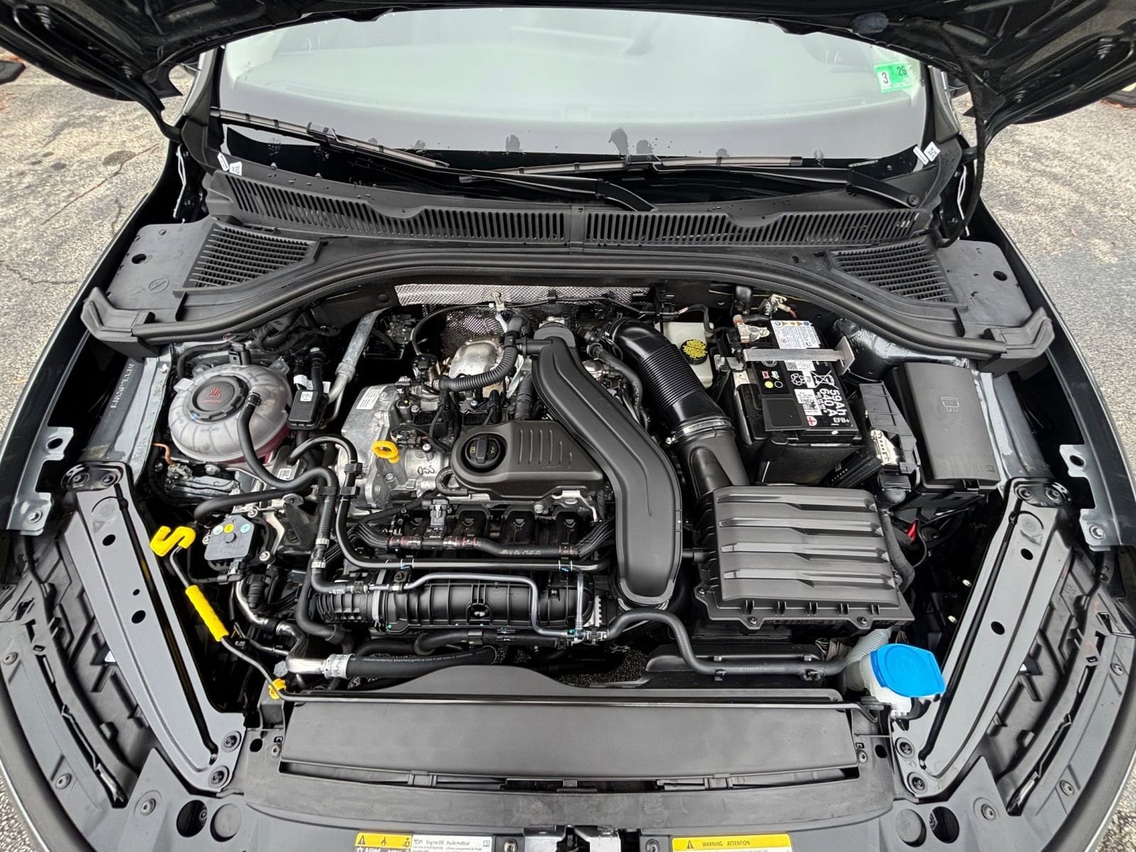 Thumbnail: 2025 Volkswagen Jetta - 32