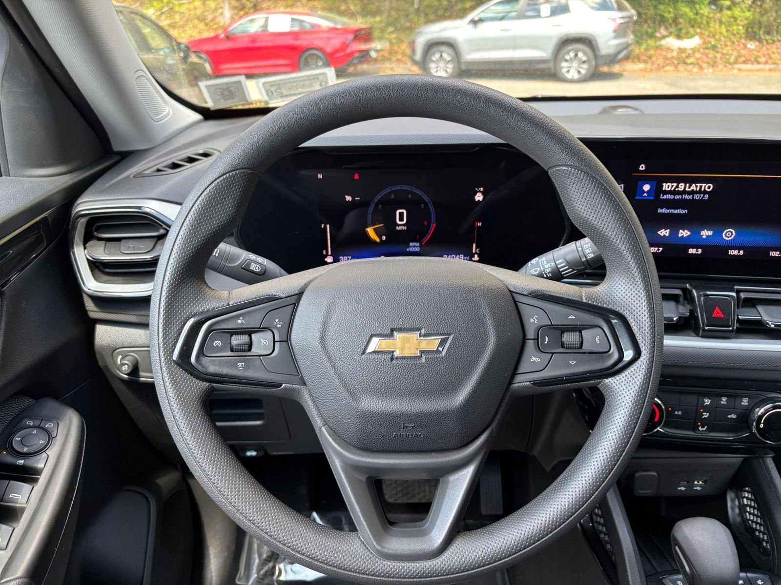 Thumbnail: 2025 Chevrolet TrailBlazer - 35