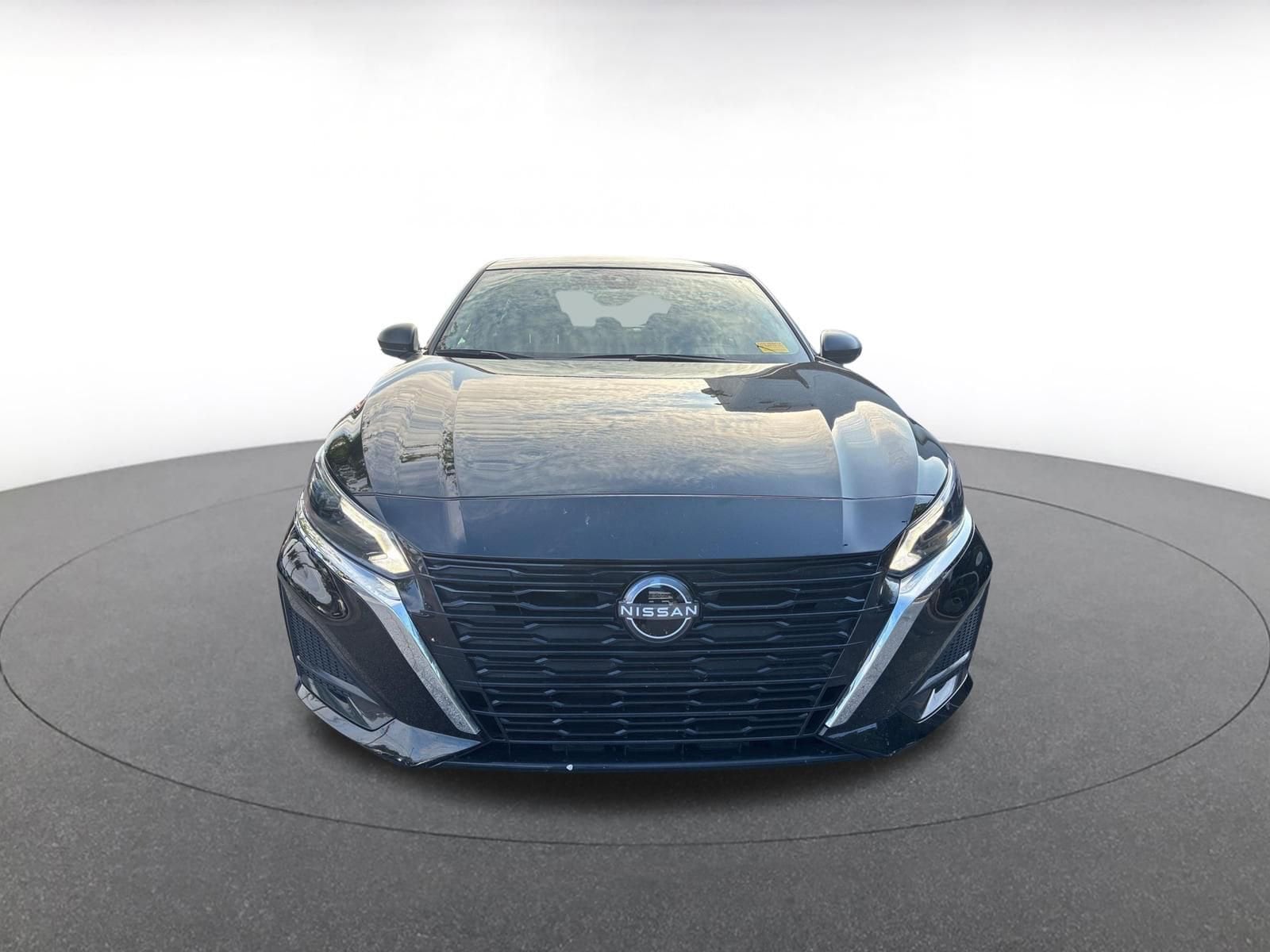 Thumbnail: 2025 Nissan Altima - 2