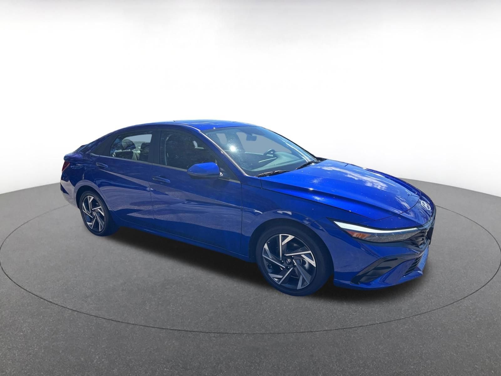 Thumbnail: 2025 Hyundai Elantra - 1