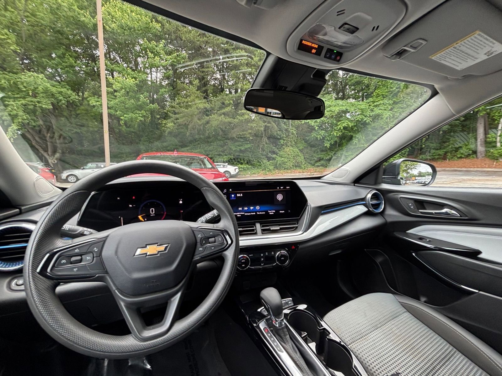 Thumbnail: 2025 Chevrolet Trax - 33