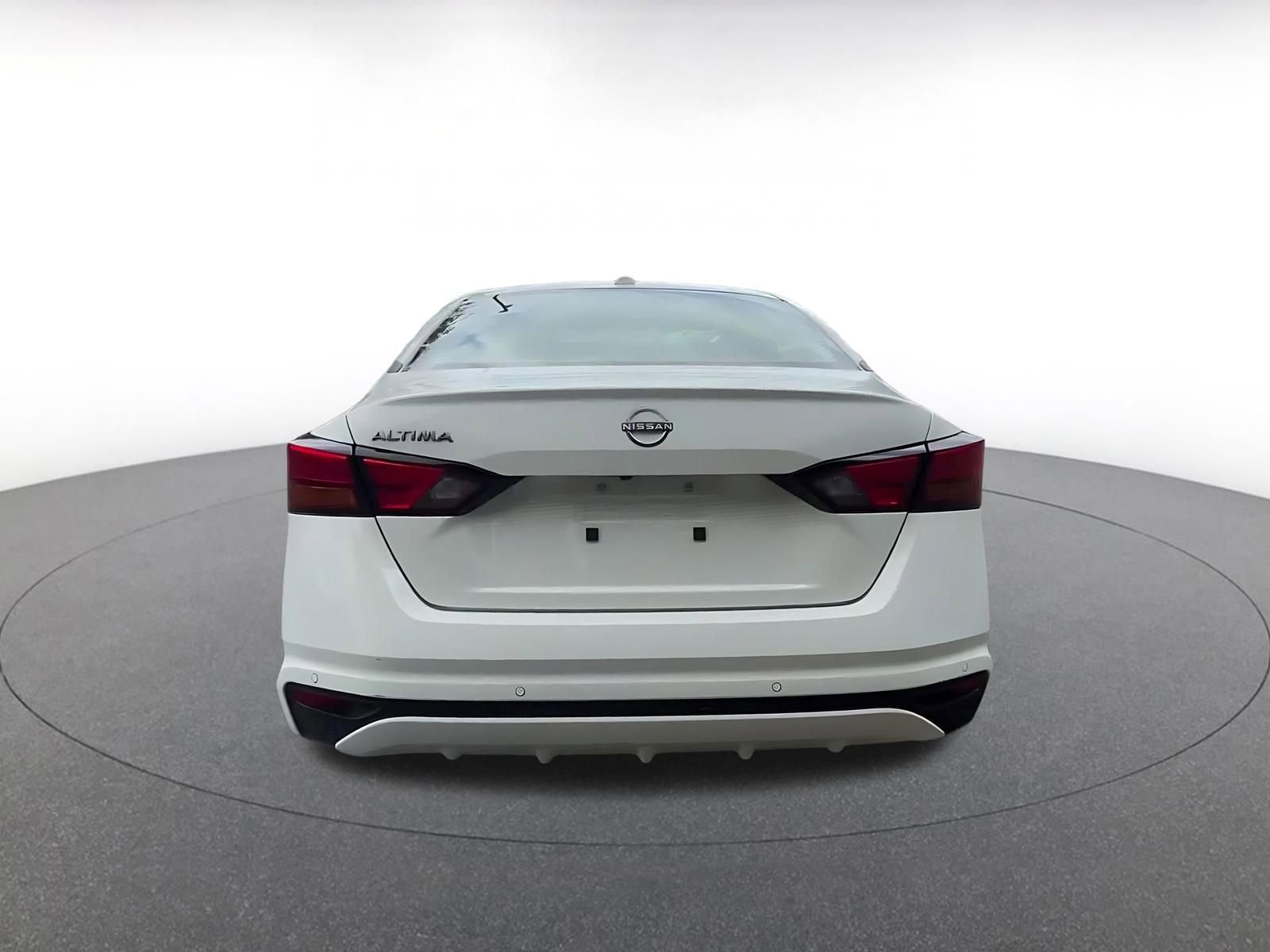 Thumbnail: 2025 Nissan Altima - 12