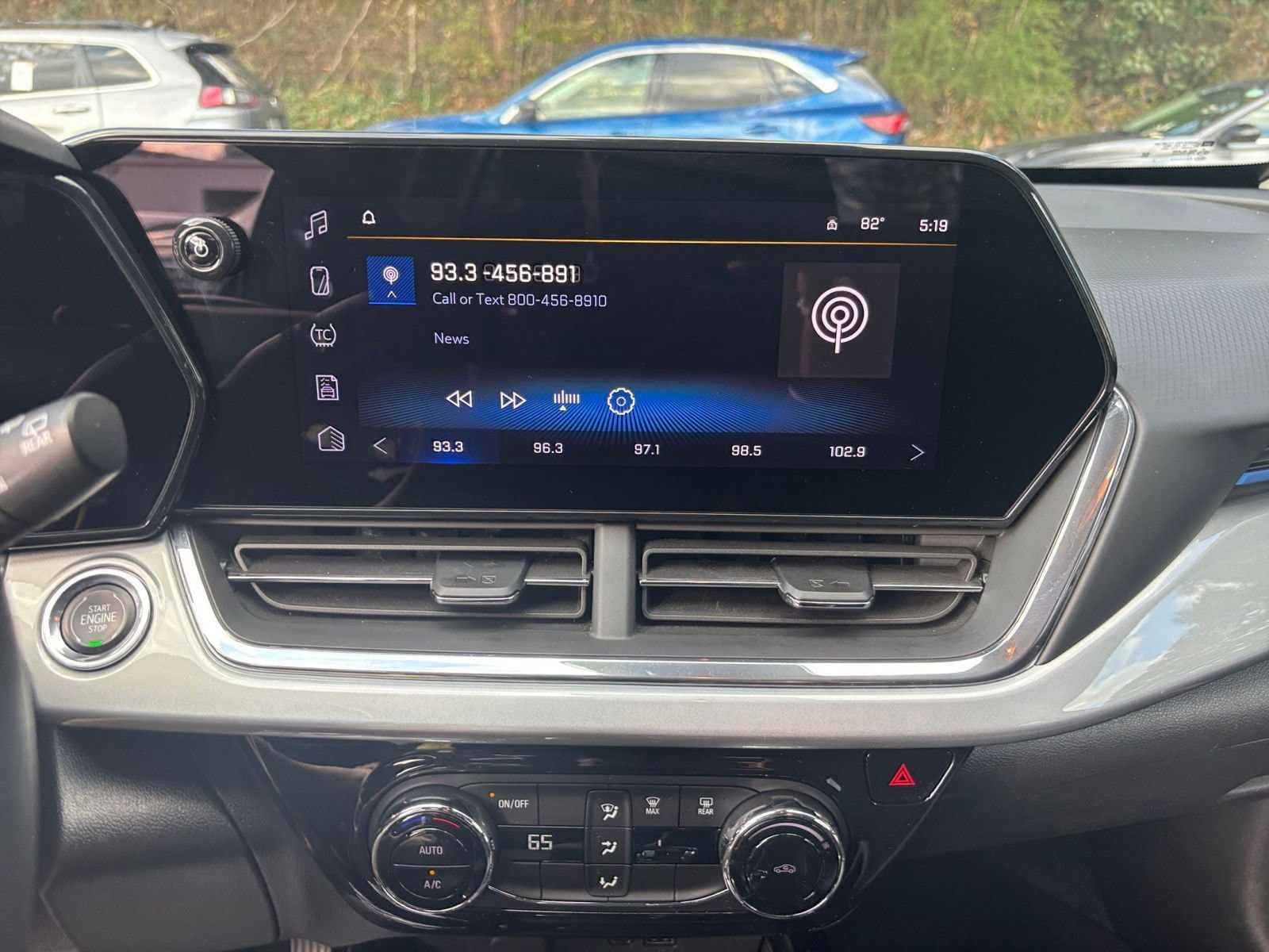 Thumbnail: 2025 Chevrolet Trax - 20