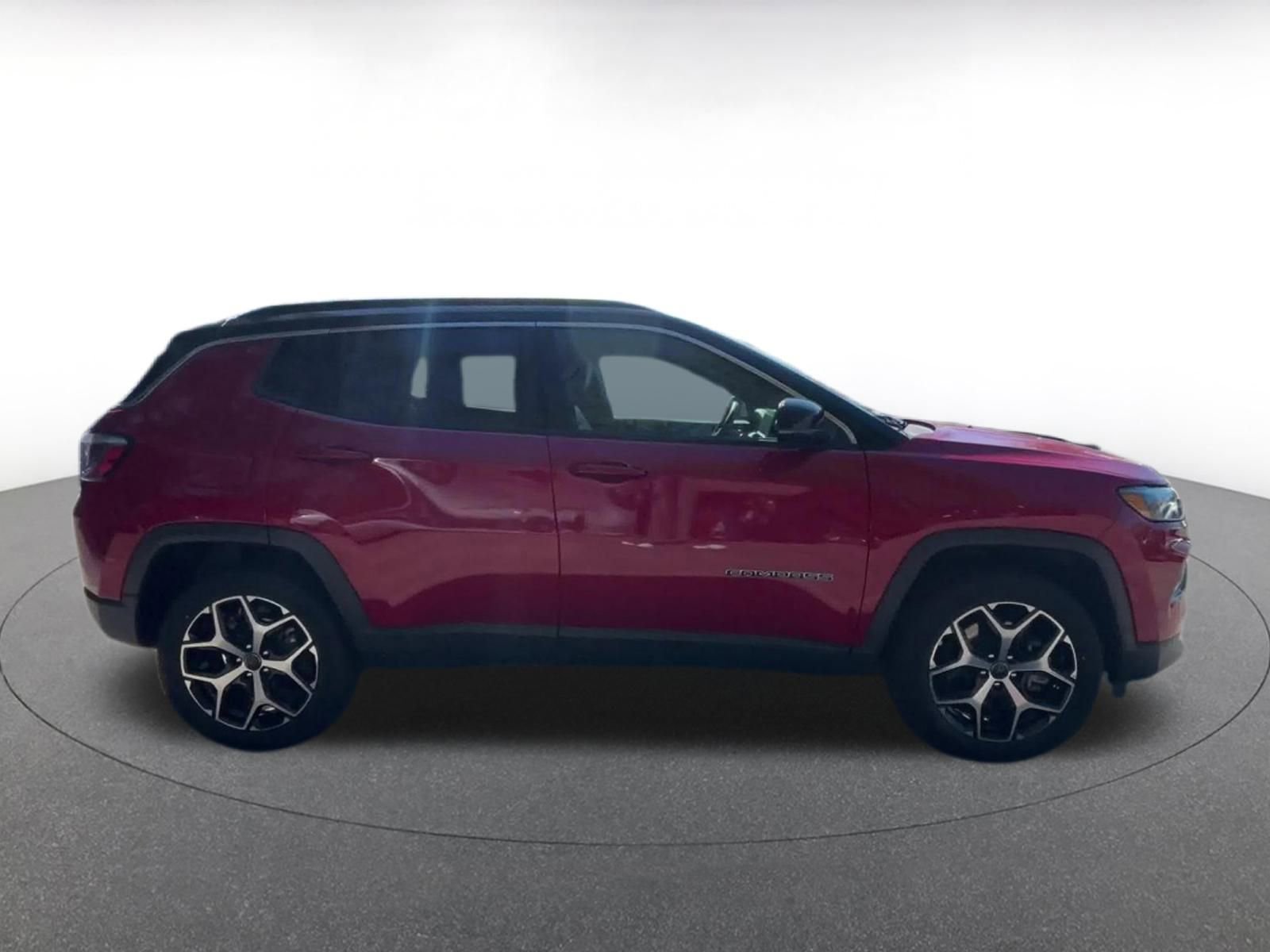 Thumbnail: 2025 Jeep Compass - 16
