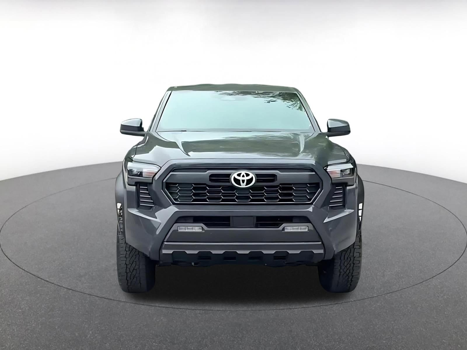 Thumbnail: 2025 Toyota Tacoma - 4