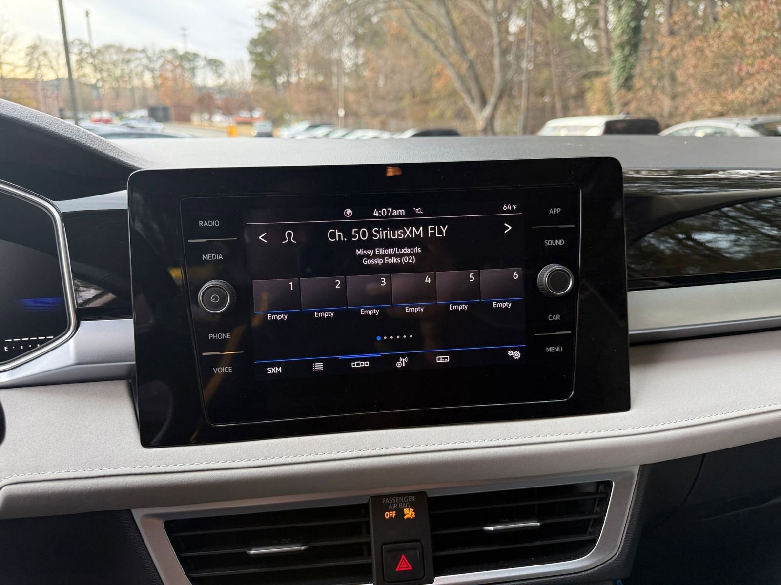 Thumbnail: 2025 Volkswagen Taos - 21