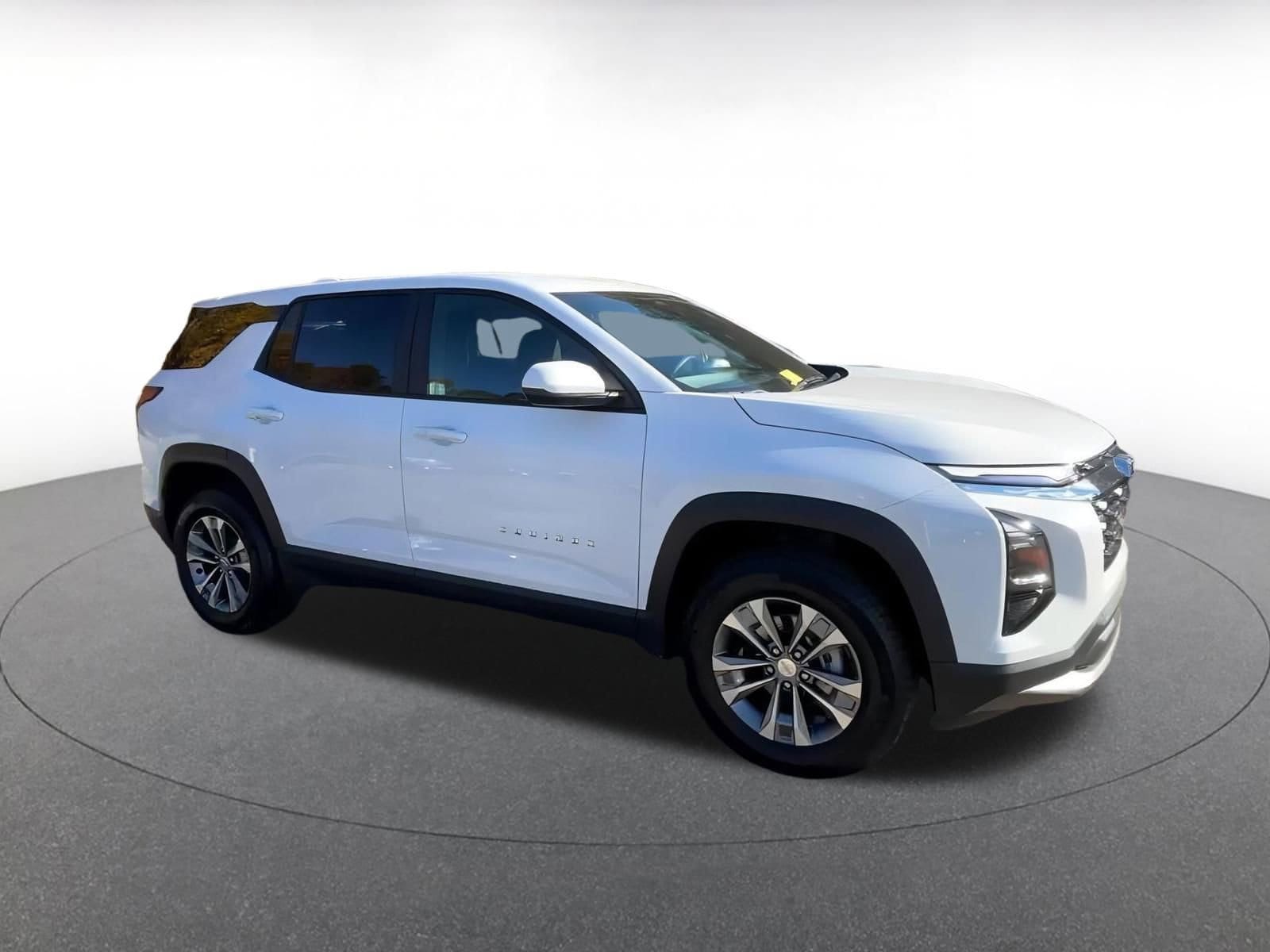 Thumbnail: 2025 Chevrolet Equinox - 2