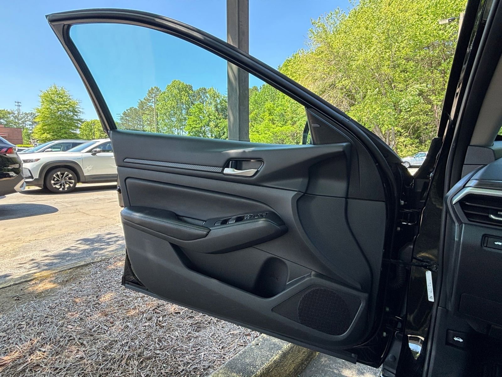 Thumbnail: 2025 Nissan Altima - 18