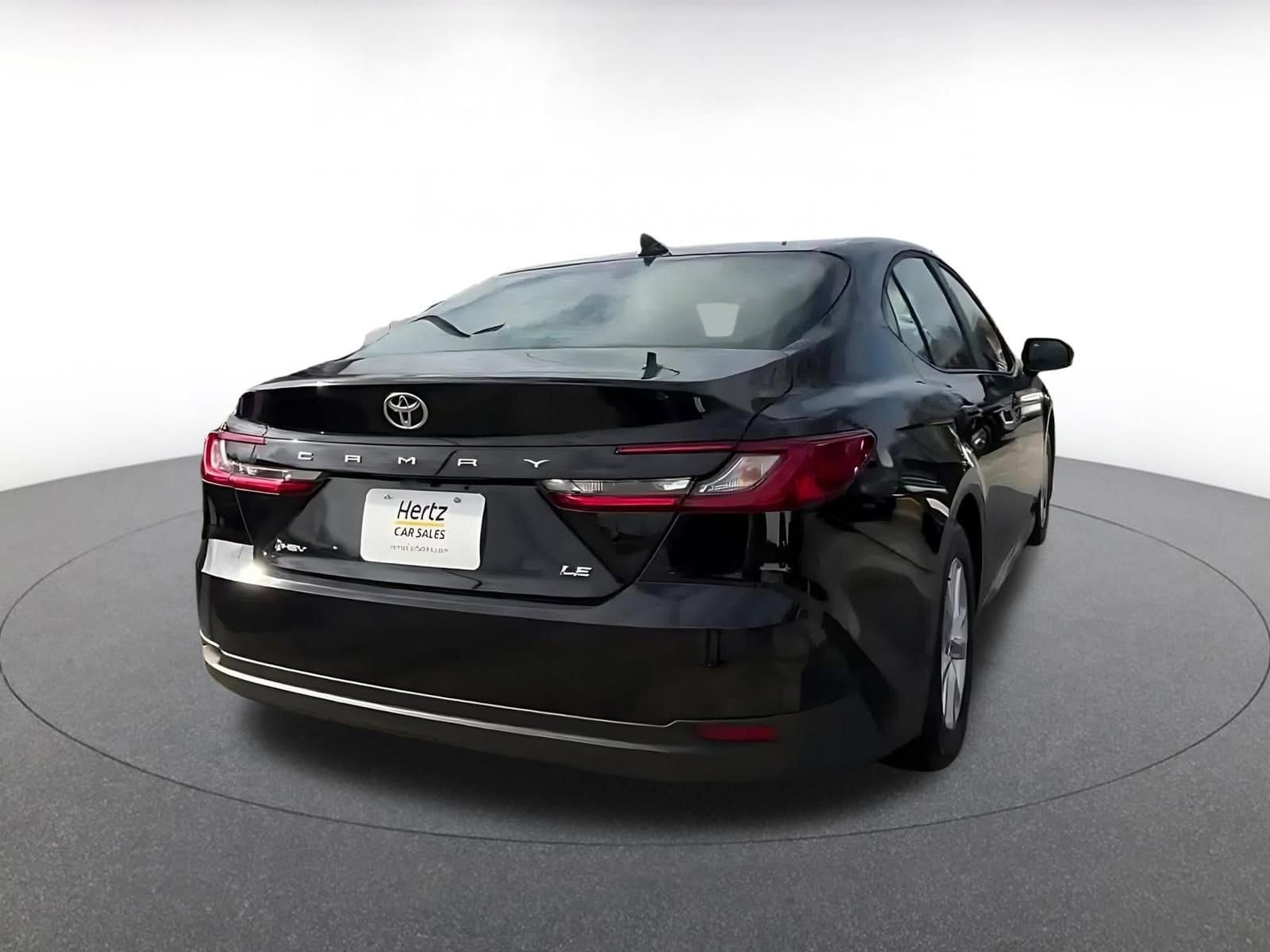 Thumbnail: 2025 Toyota Camry - 14