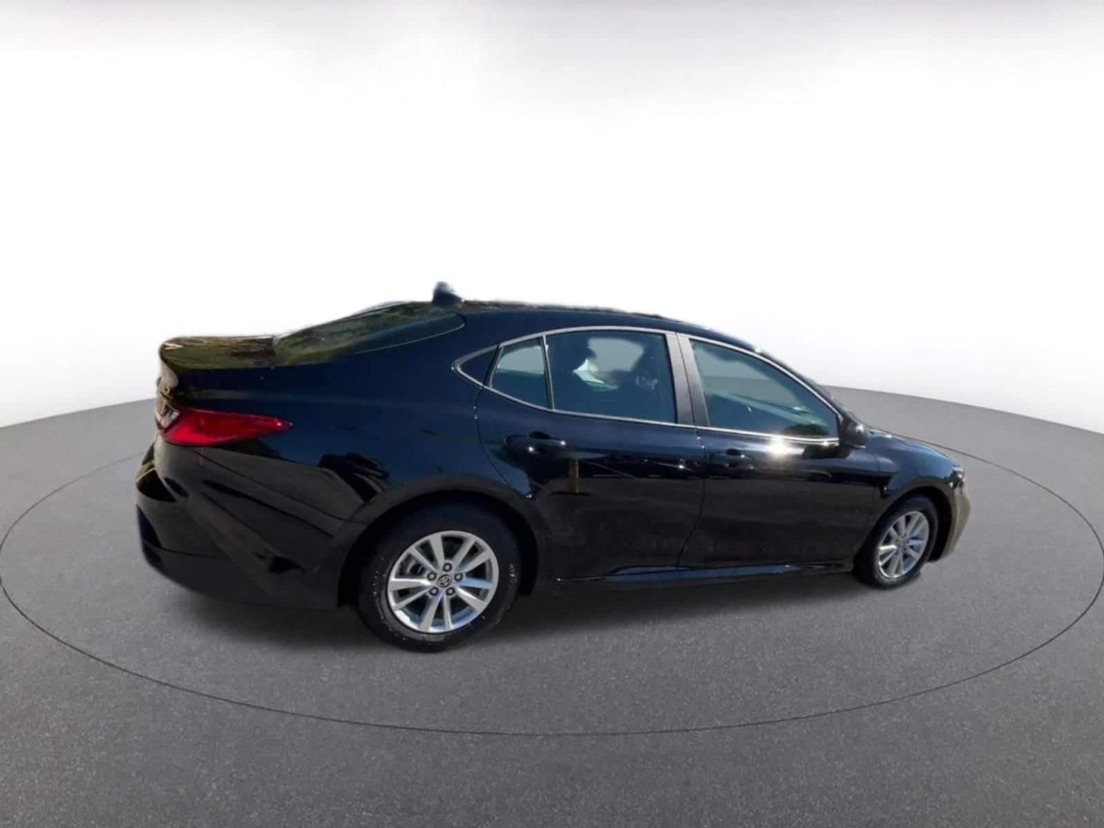 Thumbnail: 2025 Toyota Camry - 14