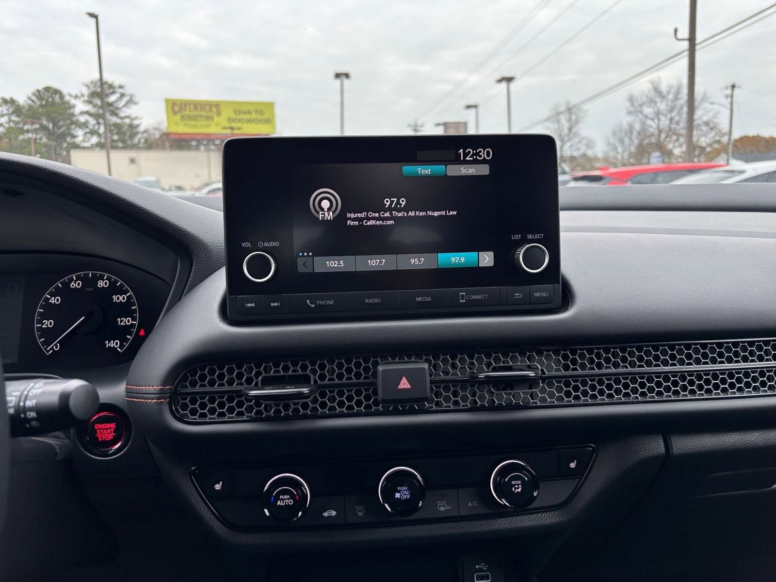 Thumbnail: 2025 Honda HR-V - 21