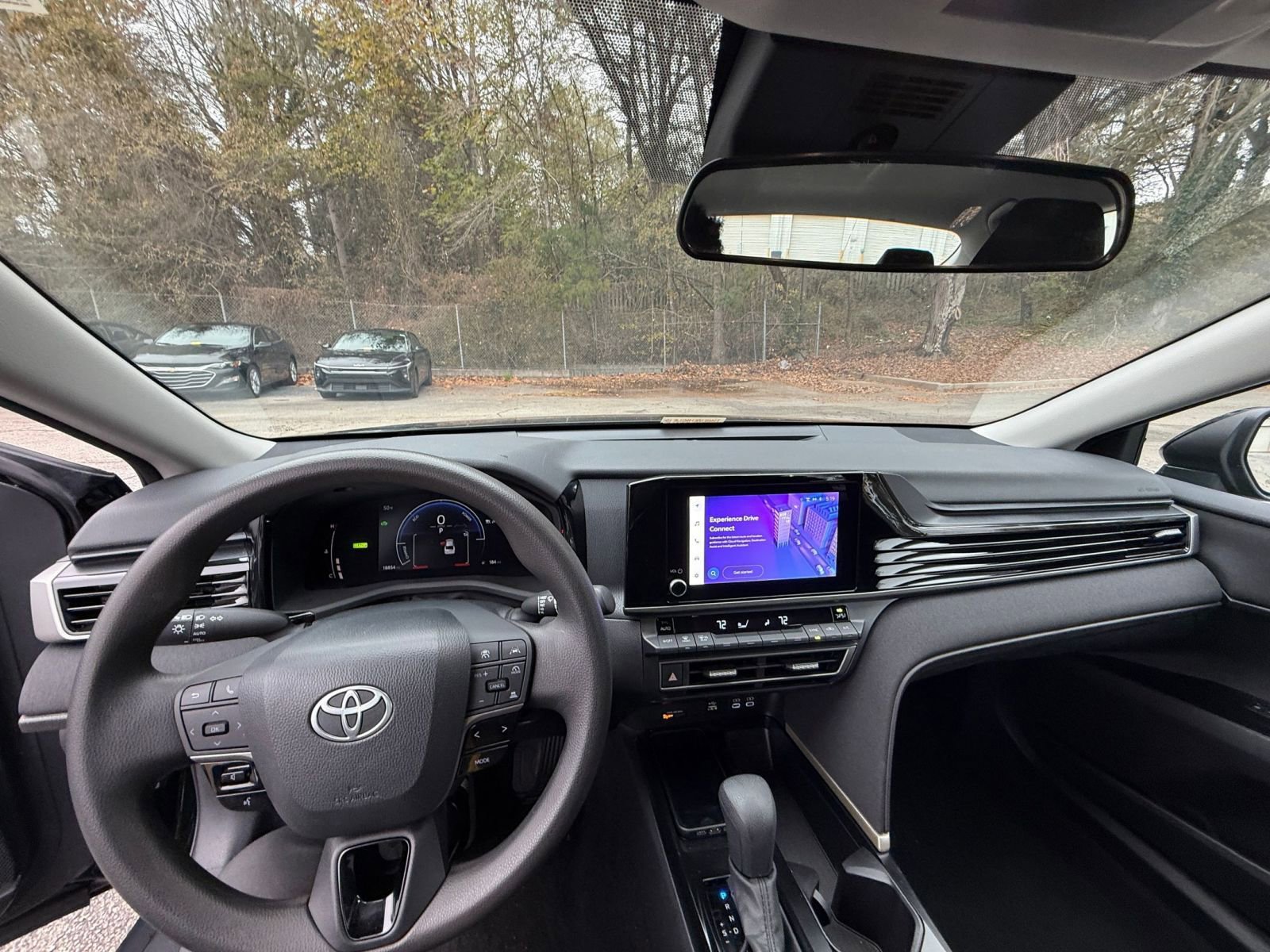 Thumbnail: 2025 Toyota Camry - 33