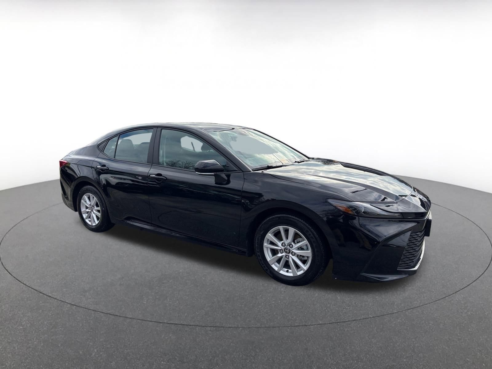 Thumbnail: 2025 Toyota Camry - 1