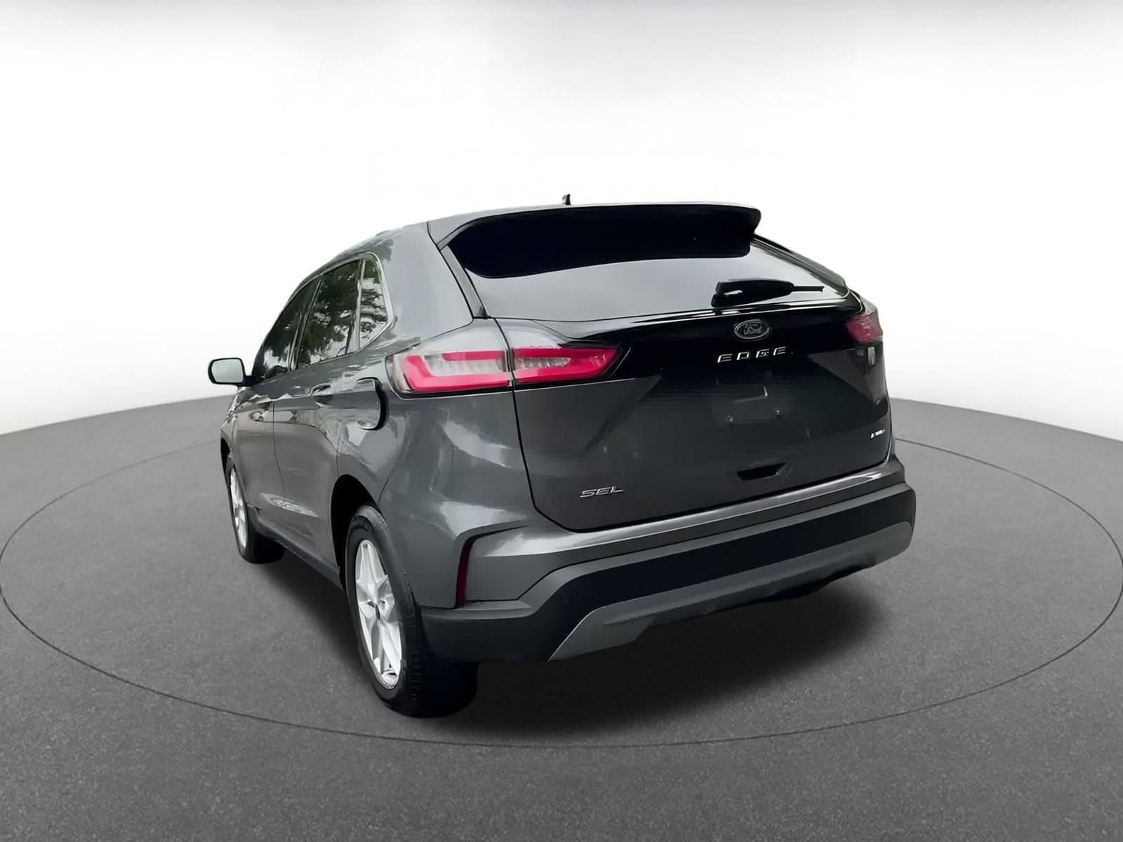 Thumbnail: 2024 Ford Edge - 11