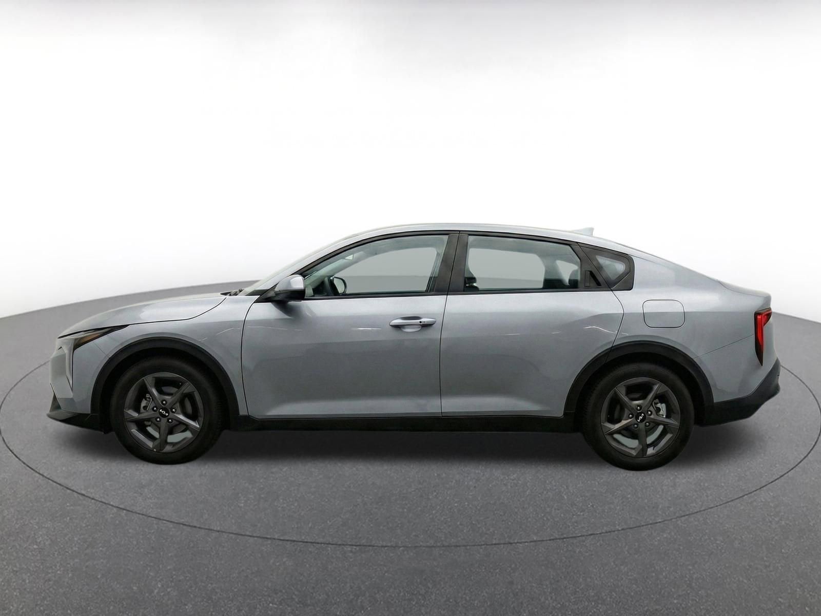 Thumbnail: 2025 Kia K4 - 4