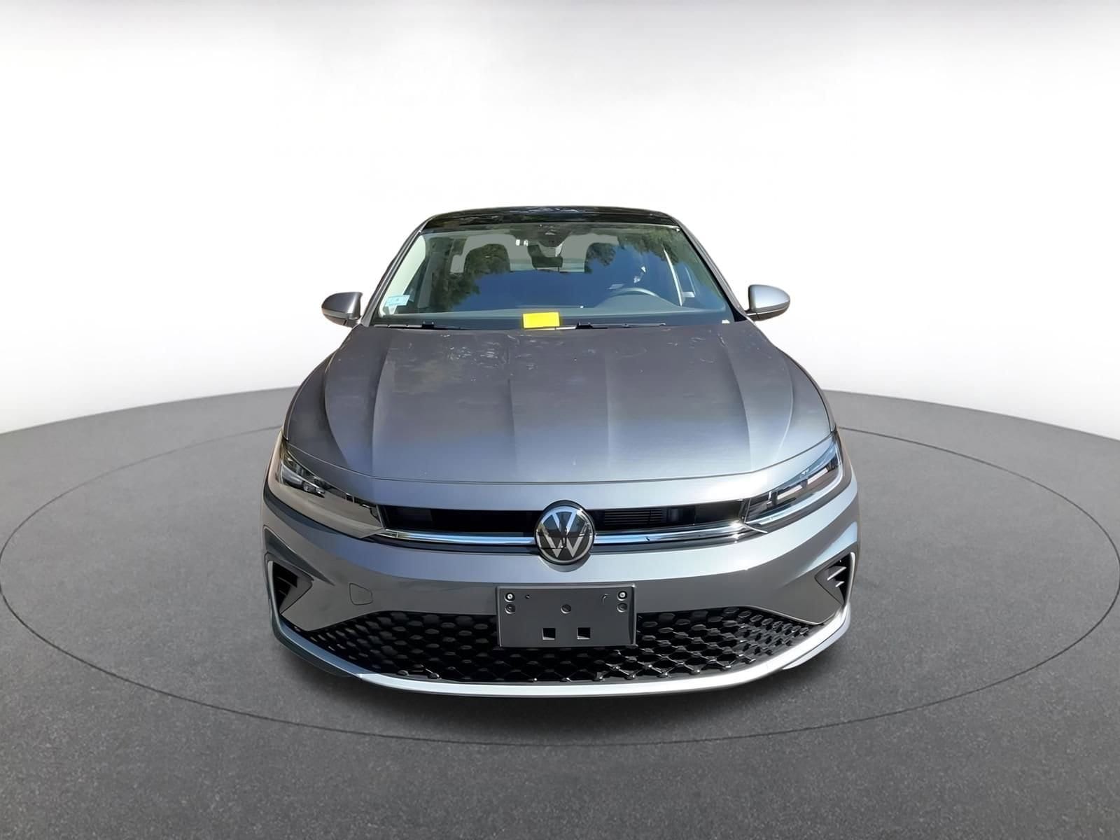 Thumbnail: 2025 Volkswagen Jetta - 4