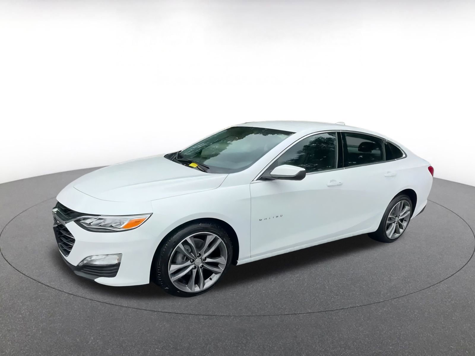 Thumbnail: 2024 Chevrolet Malibu - 7