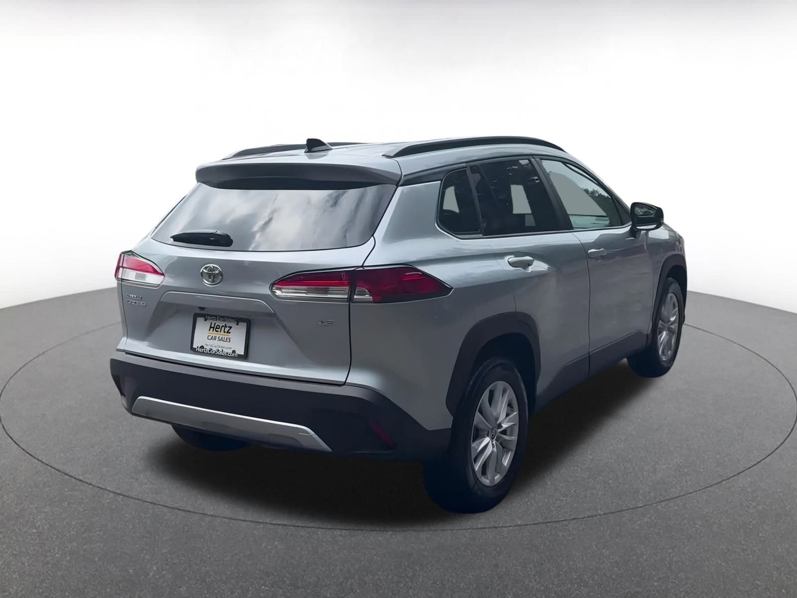 Thumbnail: 2025 Toyota Corolla Cross - 15