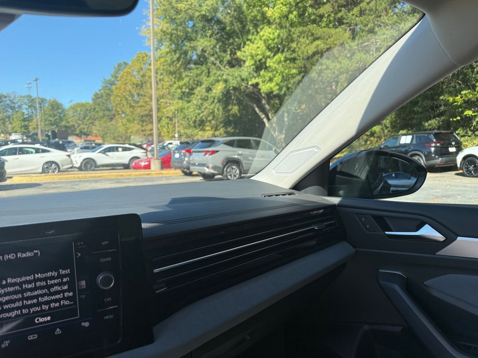 Thumbnail: 2025 Volkswagen Jetta - 35