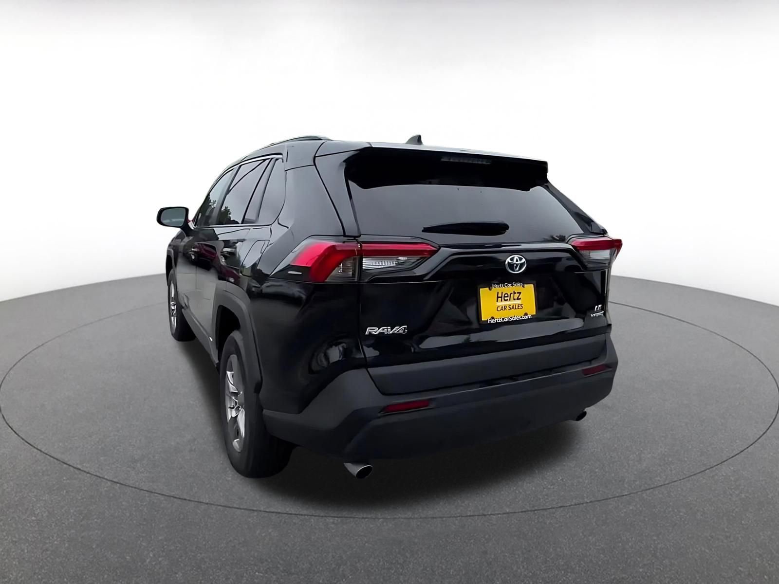 Thumbnail: 2024 Toyota RAV4 - 11