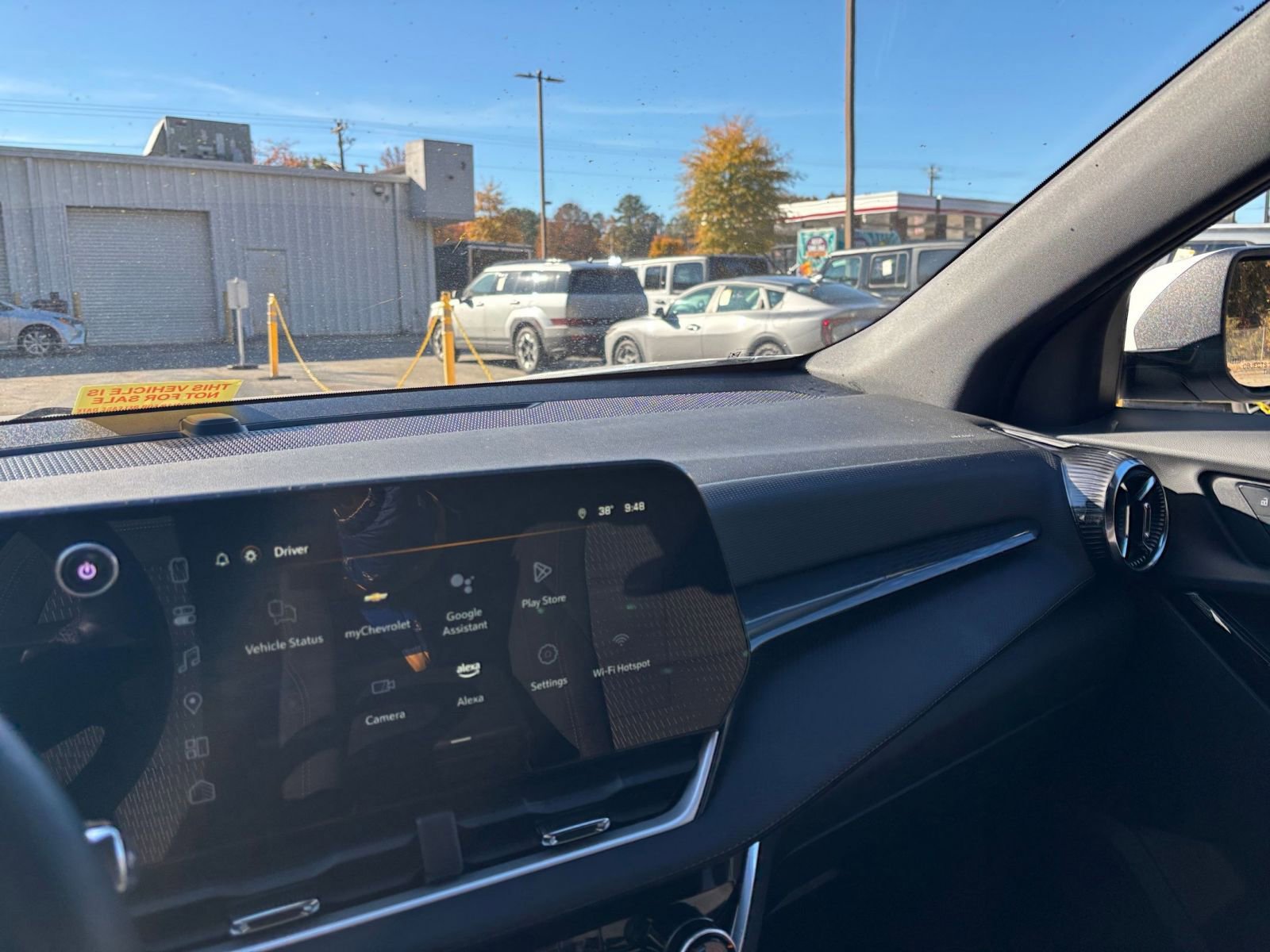 Thumbnail: 2025 Chevrolet Equinox - 35