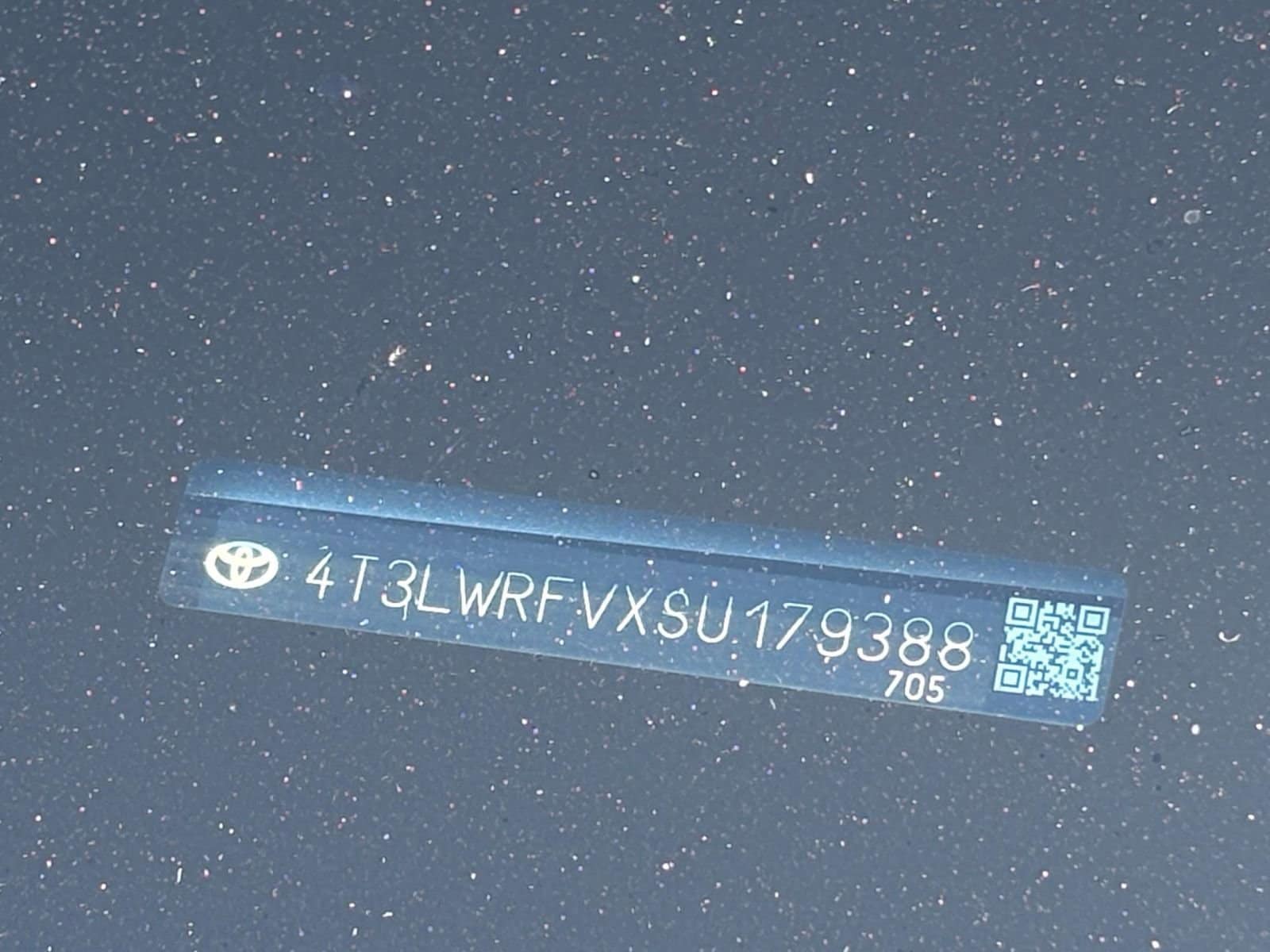 Thumbnail: 2025 Toyota RAV4 - 29