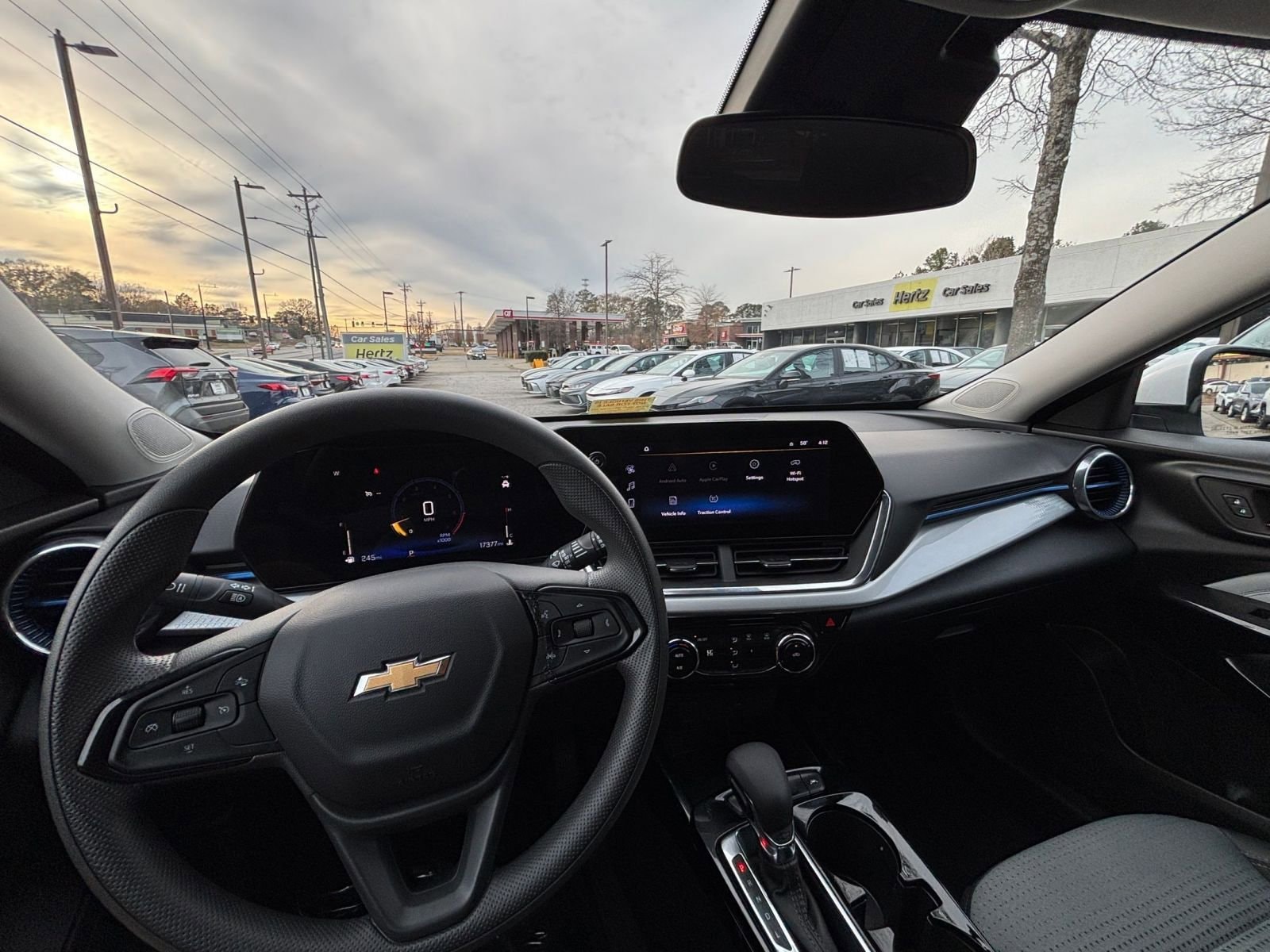 Thumbnail: 2025 Chevrolet Trax - 33