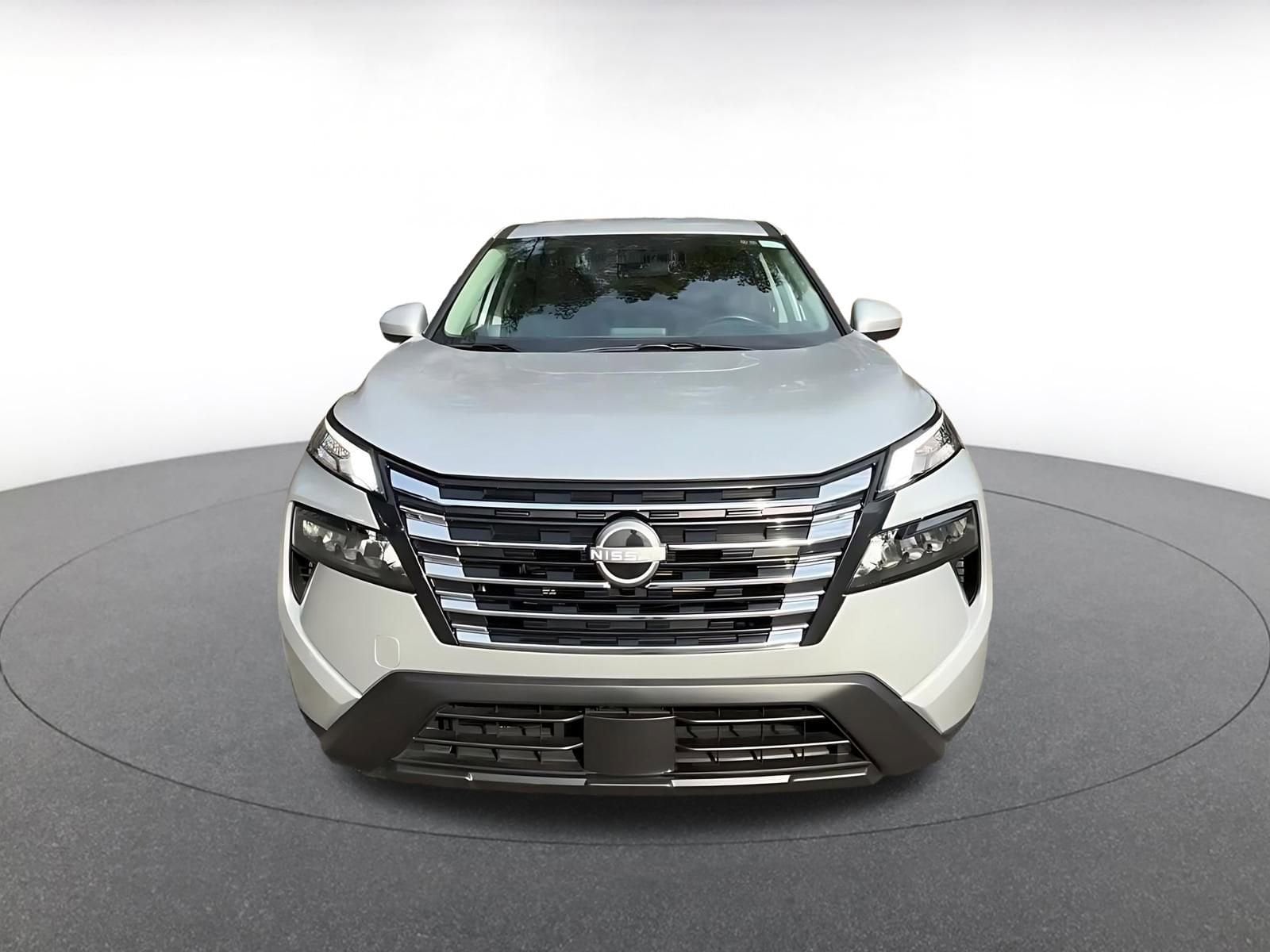 Thumbnail: 2025 Nissan Rogue - 4