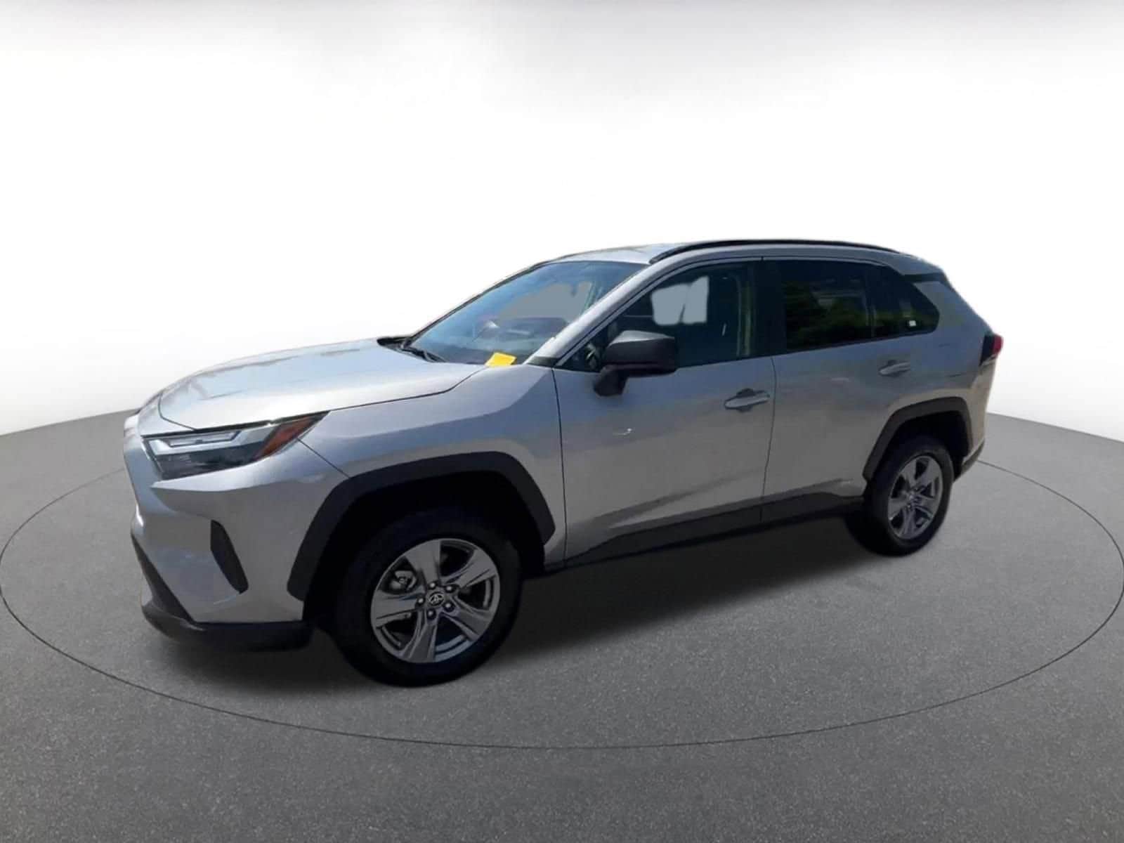 Thumbnail: 2025 Toyota RAV4 - 8