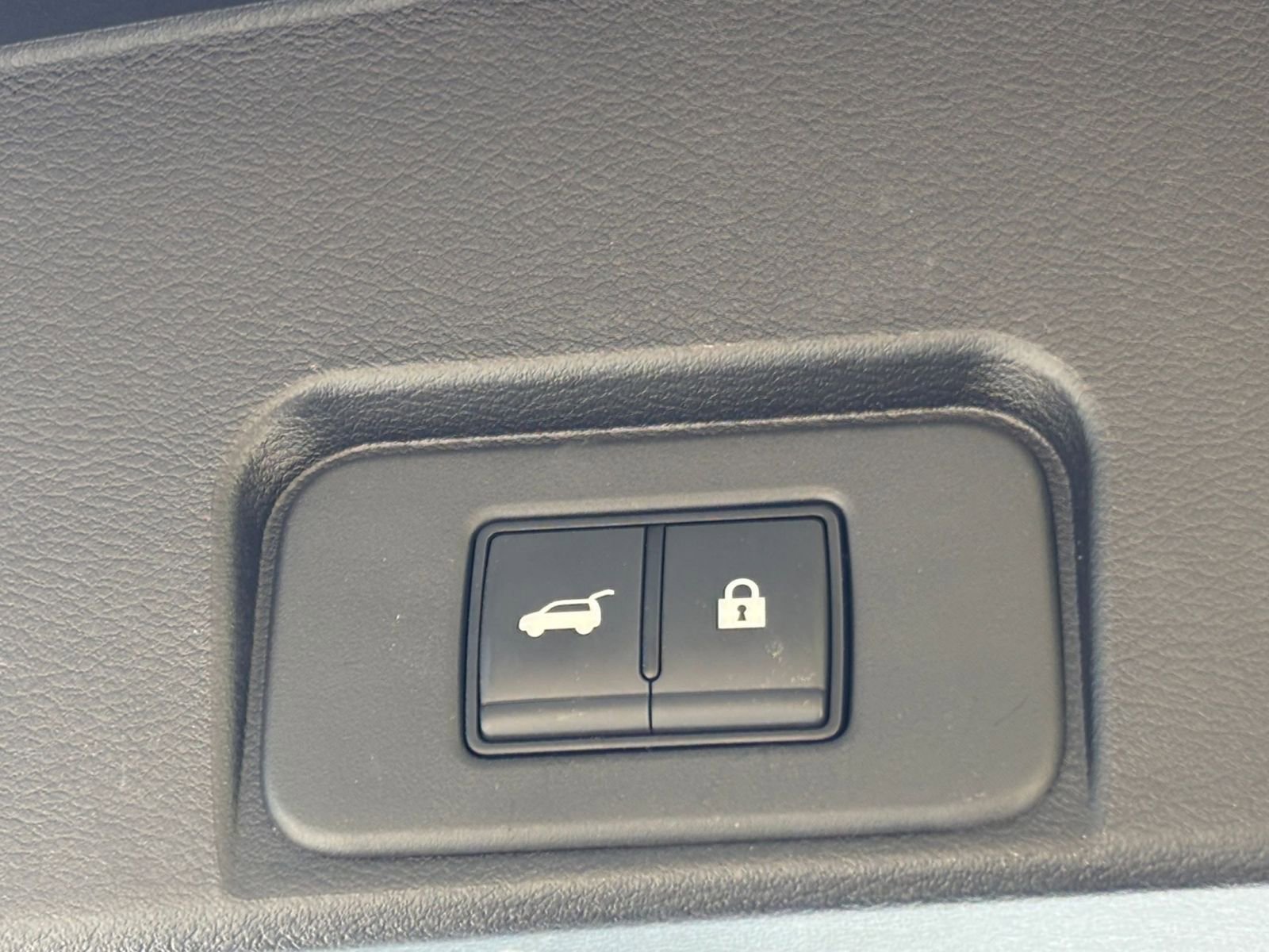 Thumbnail: 2025 Nissan Rogue - 23