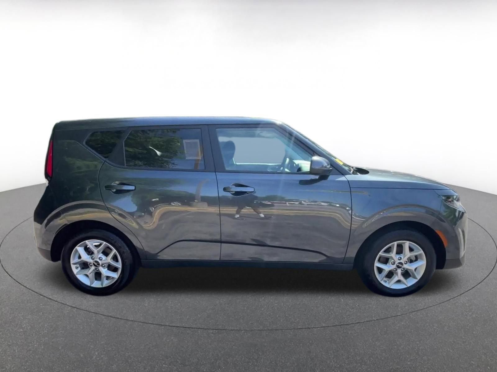 Thumbnail: 2025 Kia Soul - 16