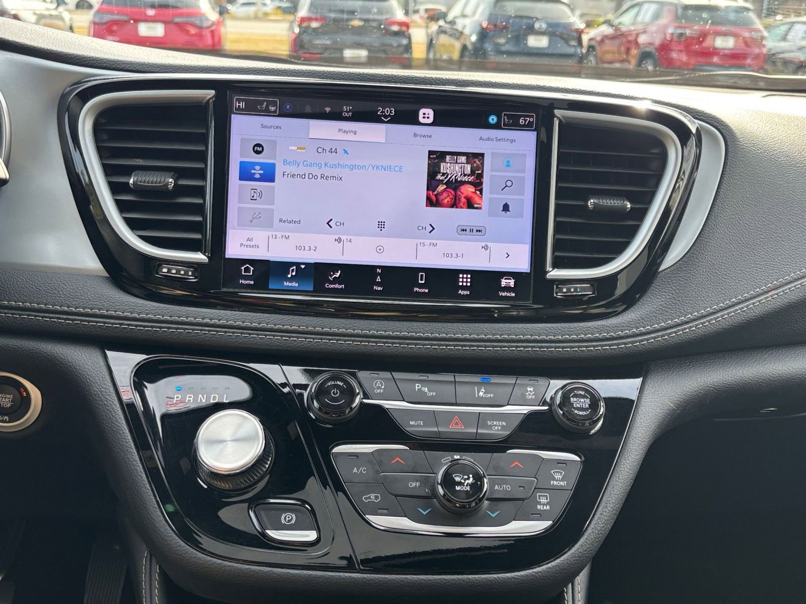 Thumbnail: 2025 Chrysler Pacifica - 18