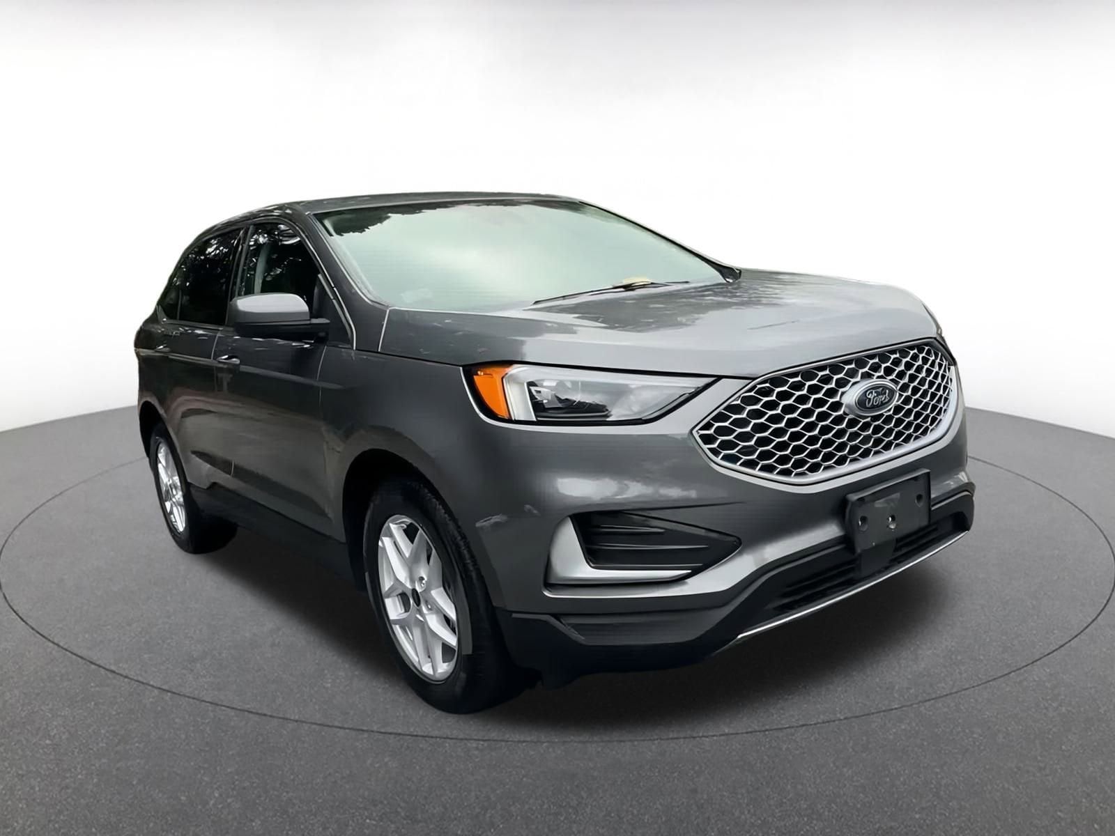 Thumbnail: 2024 Ford Edge - 3