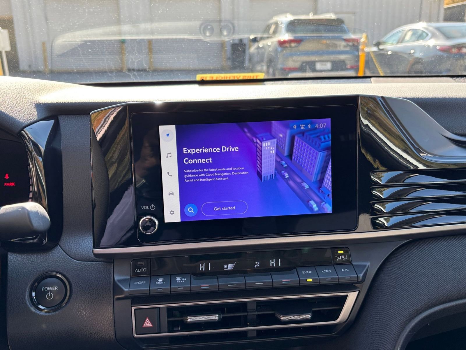 Thumbnail: 2025 Toyota Camry - 18