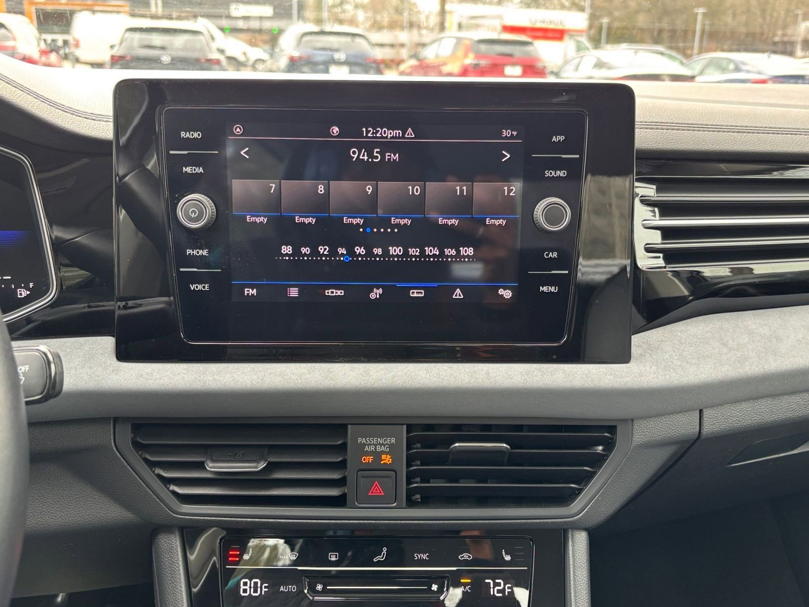 Thumbnail: 2025 Volkswagen Jetta - 17