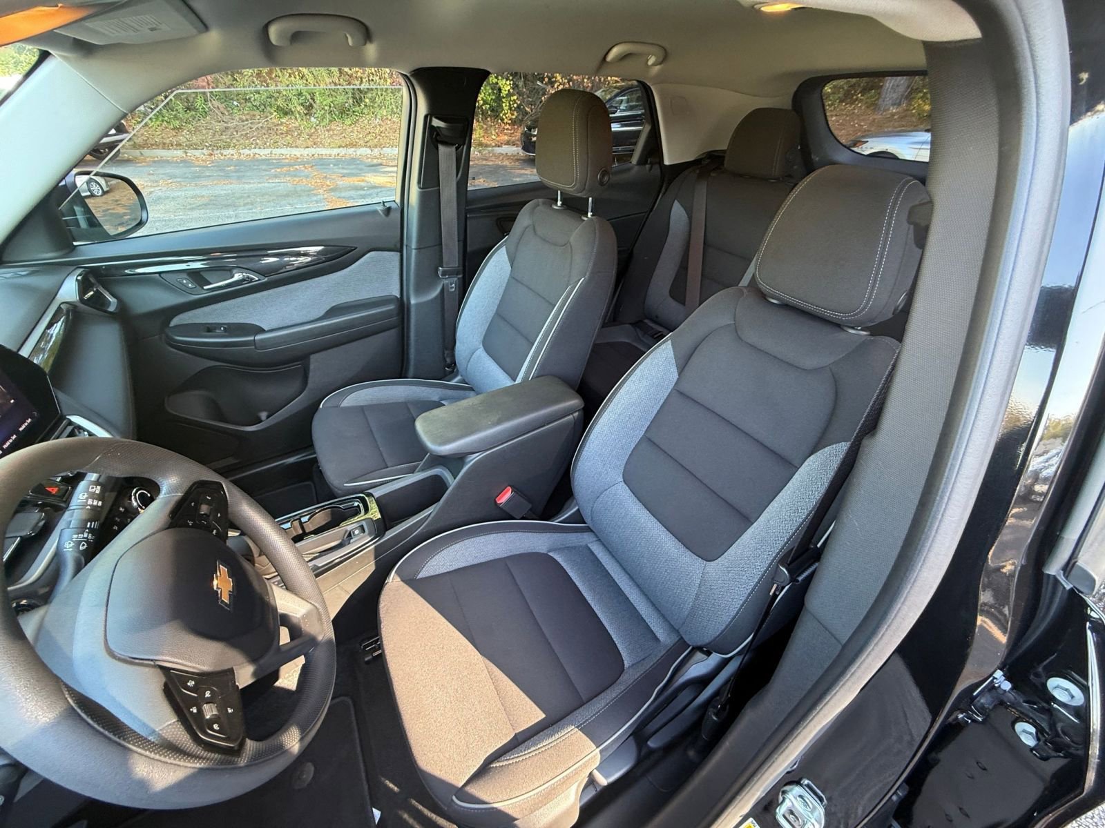 Thumbnail: 2025 Chevrolet TrailBlazer - 27