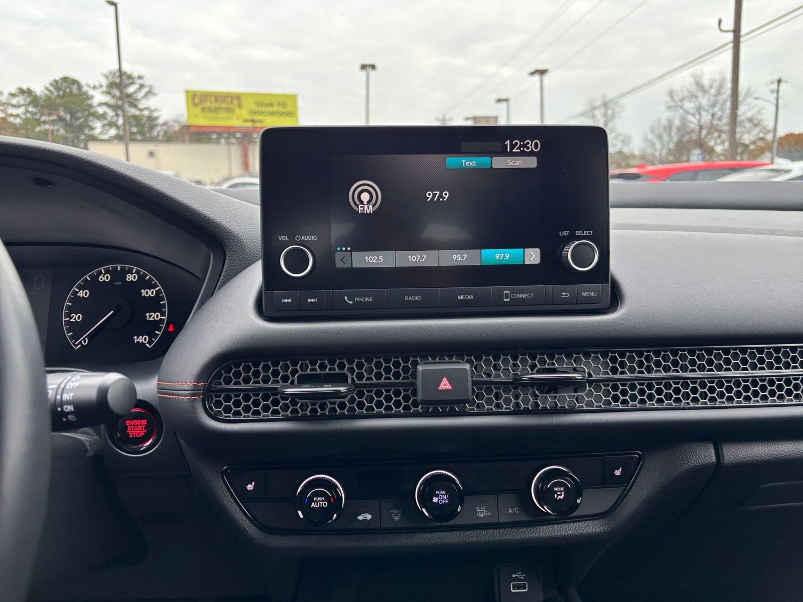 Thumbnail: 2025 Honda HR-V - 18