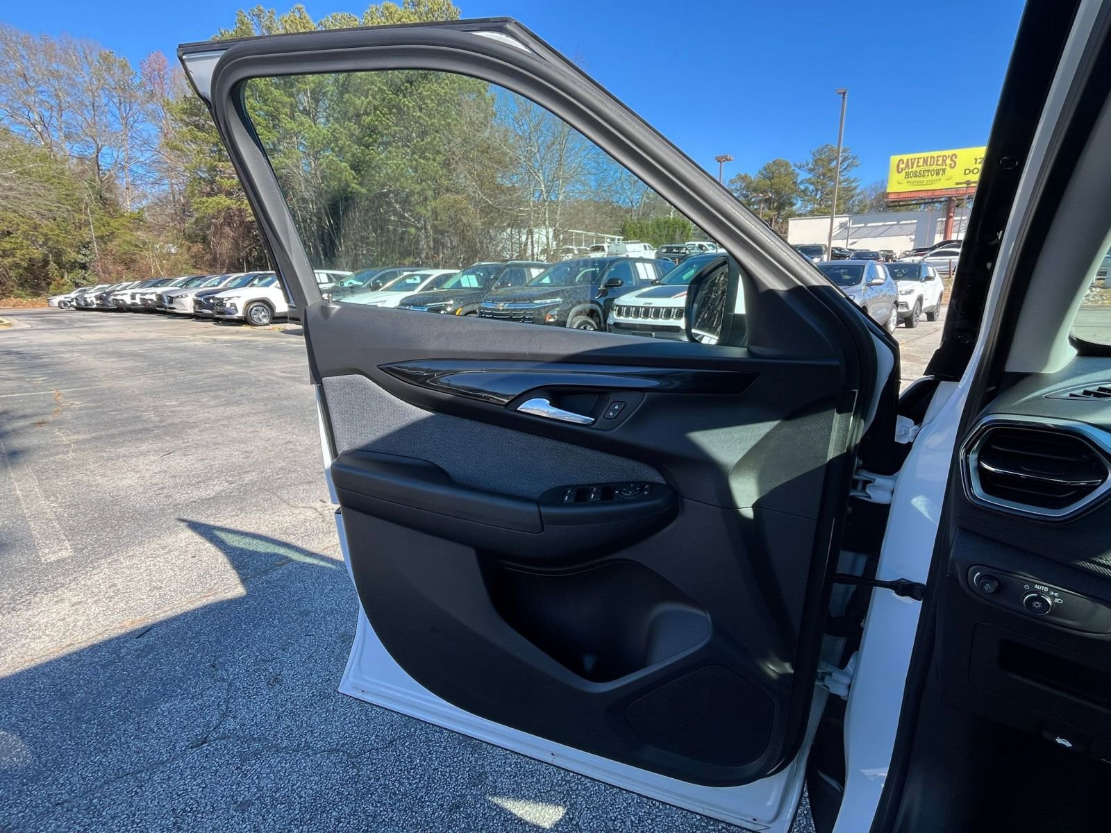 Thumbnail: 2025 Chevrolet TrailBlazer - 20