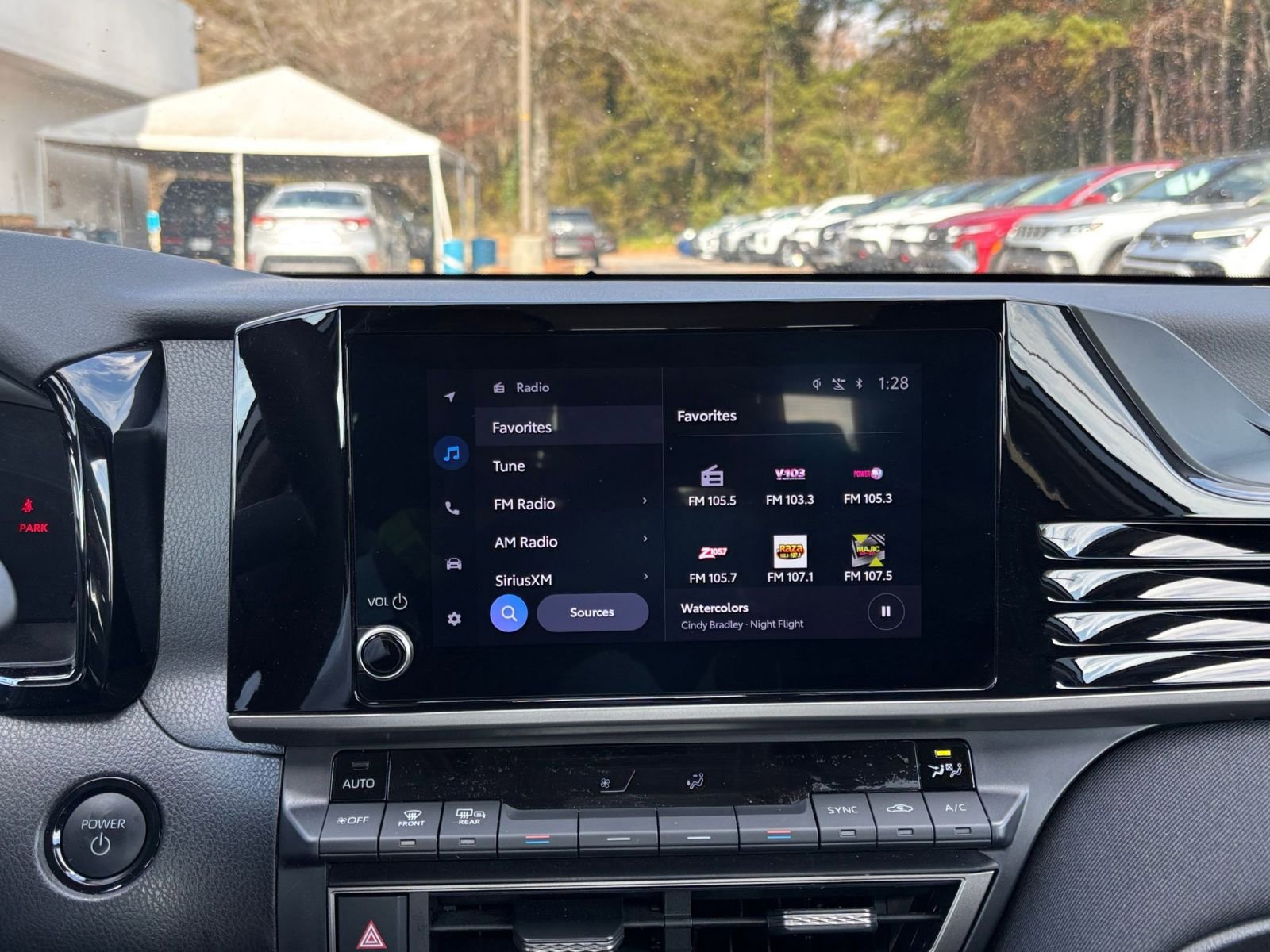 Thumbnail: 2025 Toyota Camry - 18