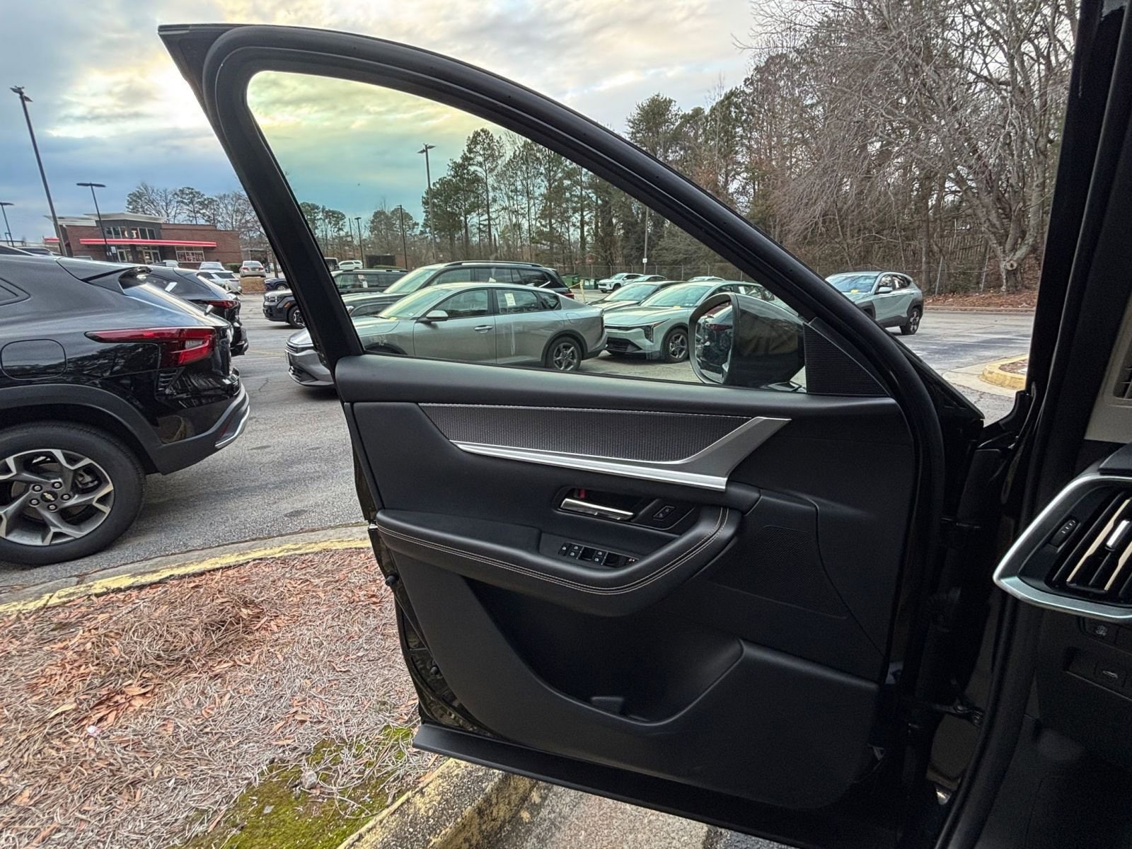 Thumbnail: 2025 Mazda CX-90 - 18