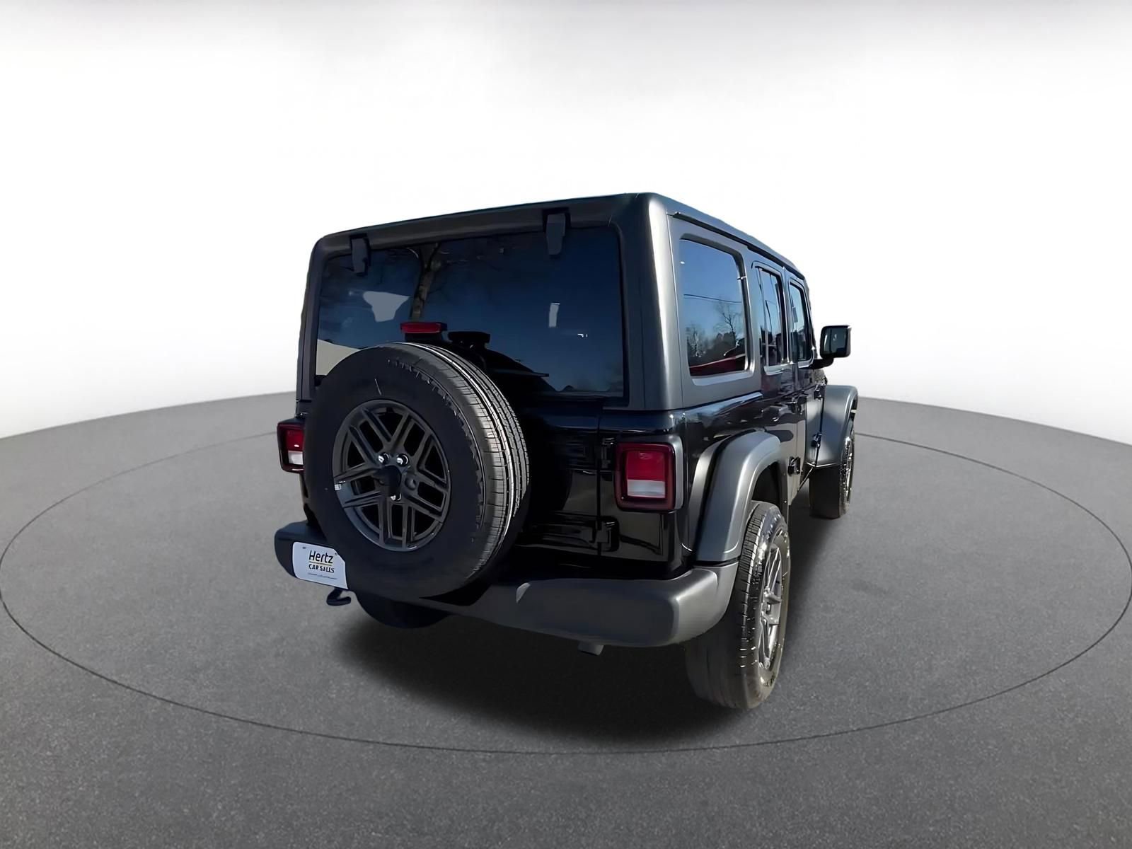 Thumbnail: 2025 Jeep Wrangler - 15