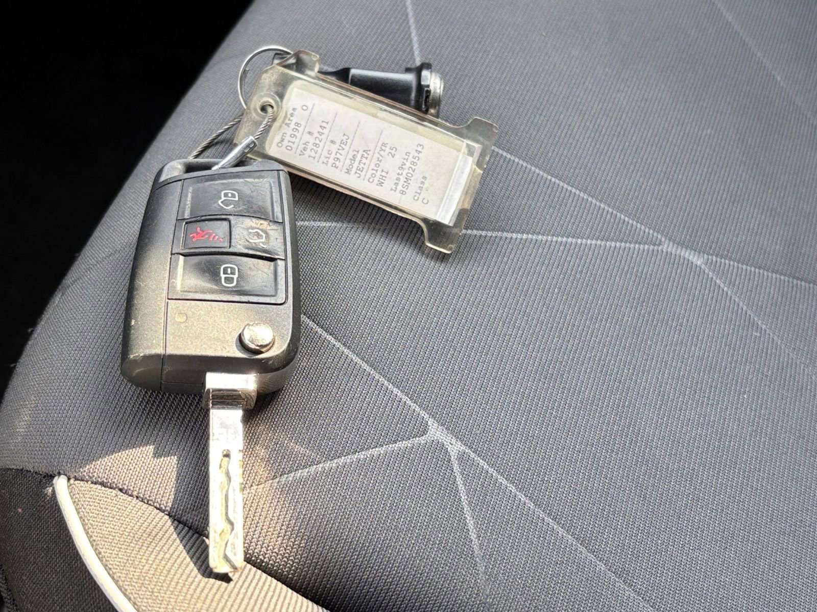 Thumbnail: 2025 Volkswagen Jetta - 21