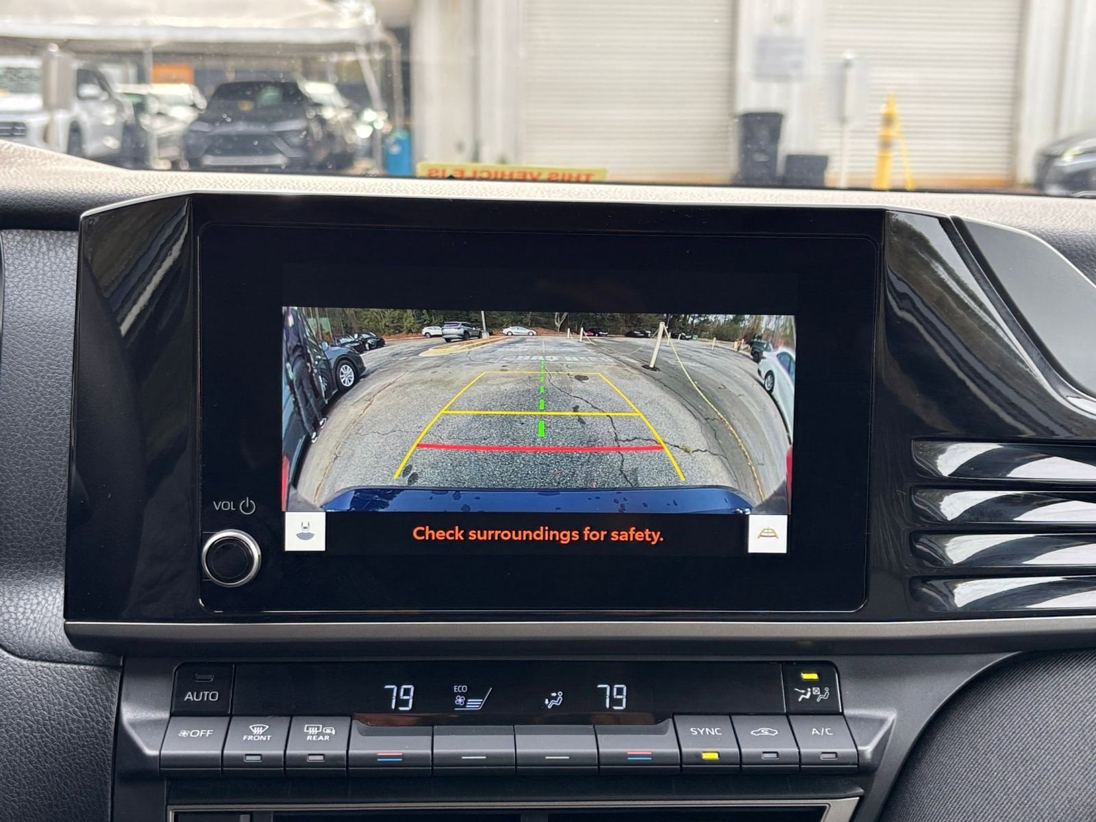 Thumbnail: 2025 Toyota Camry - 17