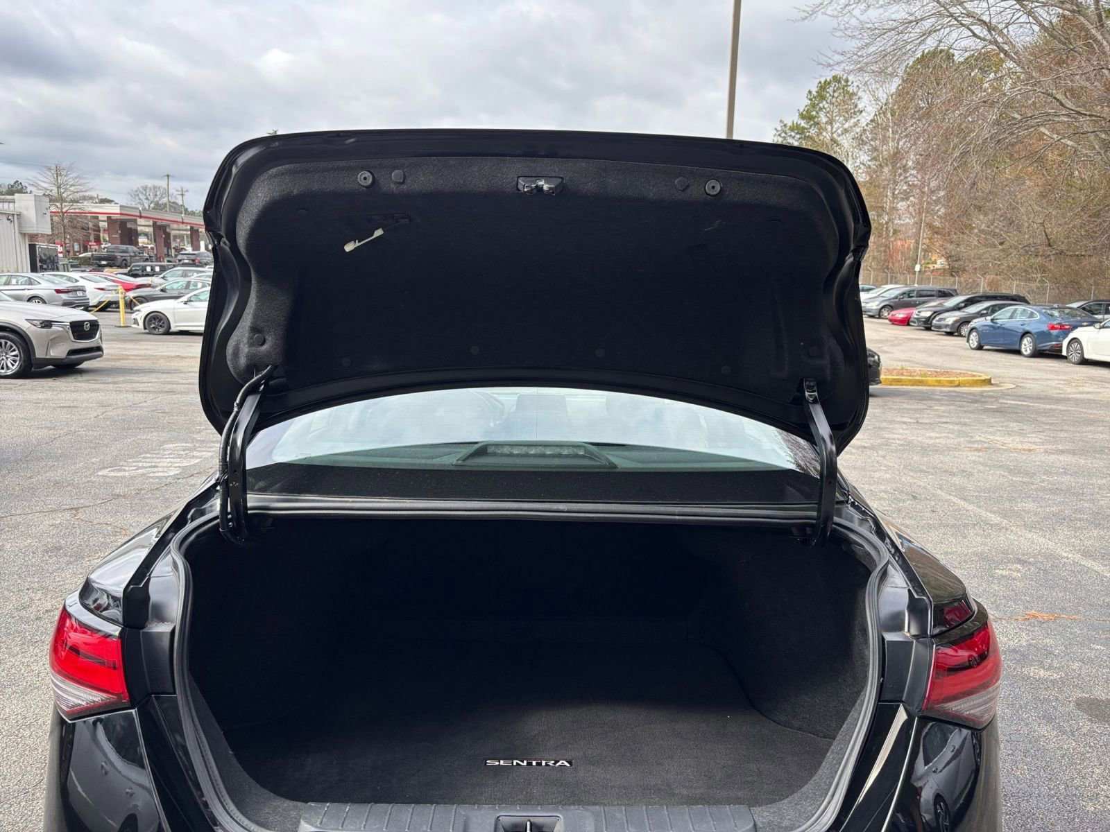 Thumbnail: 2024 Nissan Sentra - 31