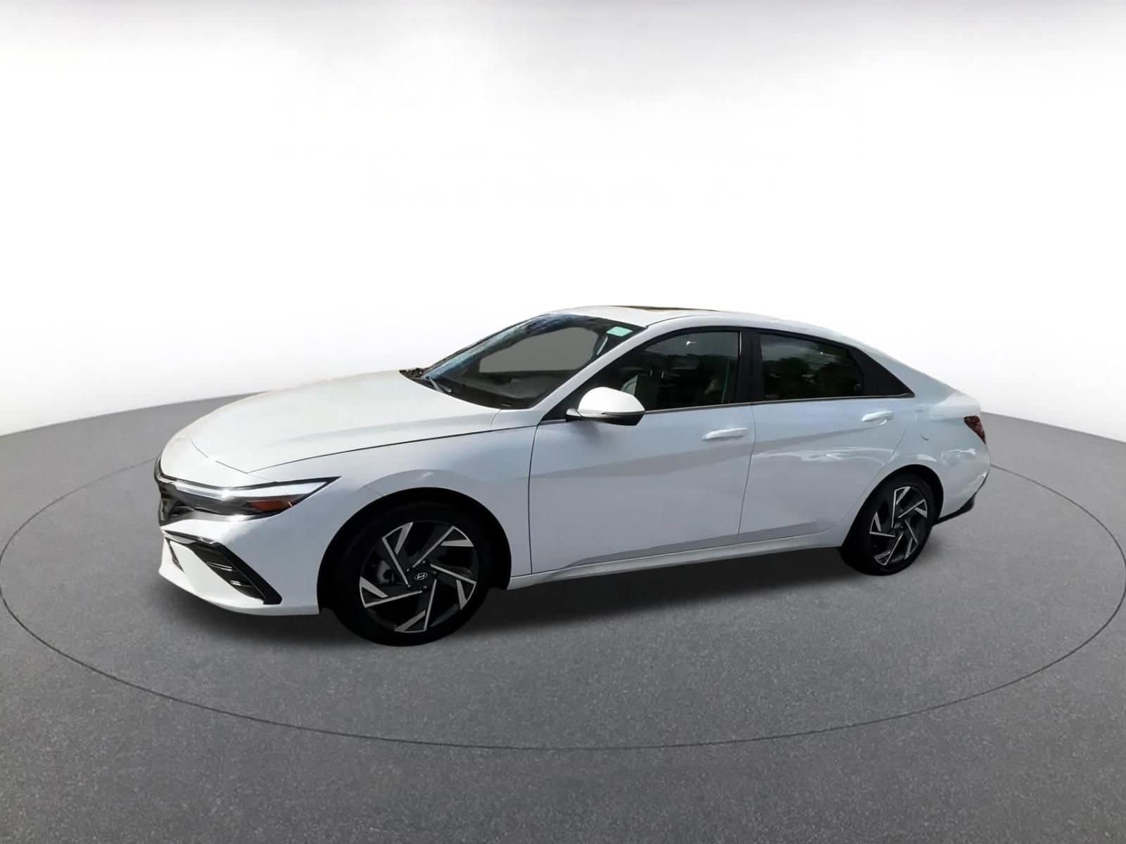 Thumbnail: 2025 Hyundai Elantra - 8