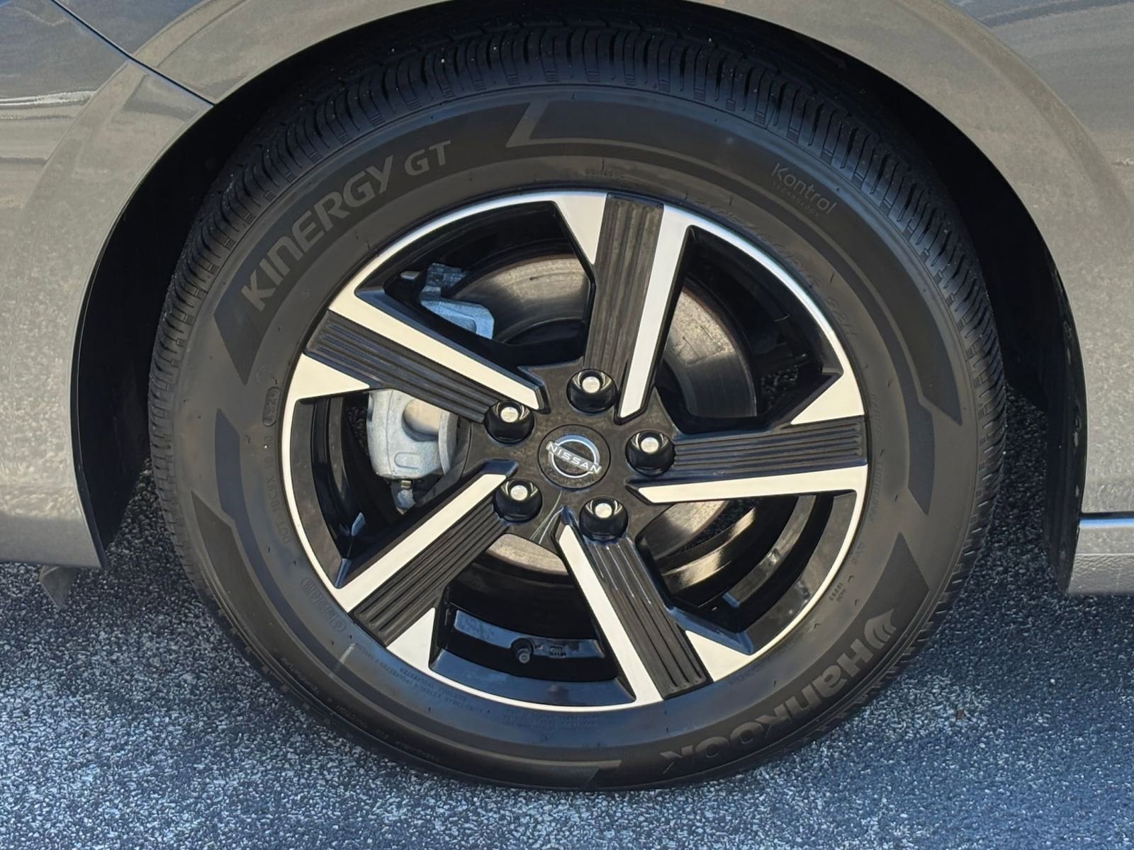 Thumbnail: 2025 Nissan Sentra - 30