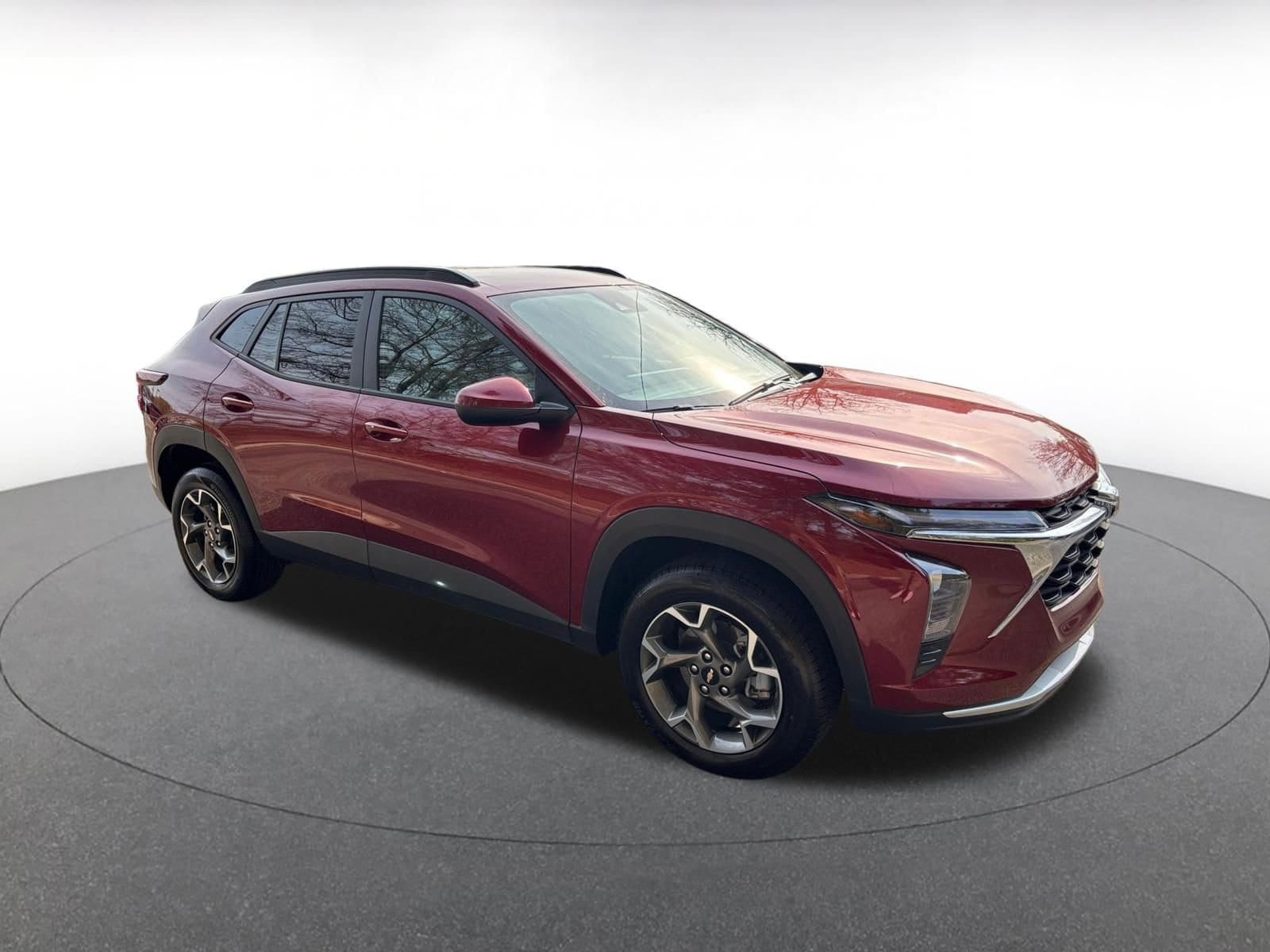 Thumbnail: 2025 Chevrolet Trax - 1