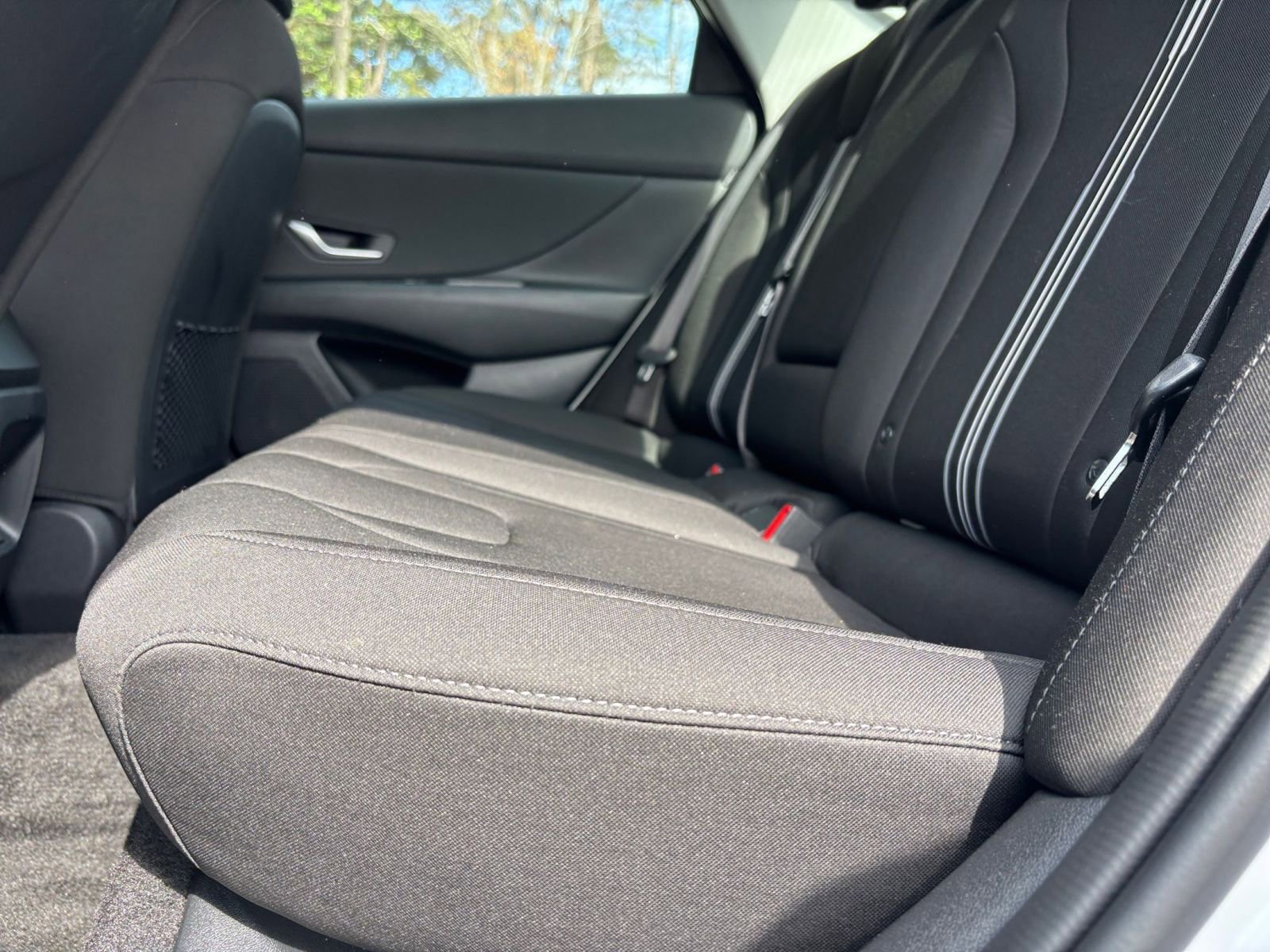 Thumbnail: 2025 Hyundai Elantra - 27